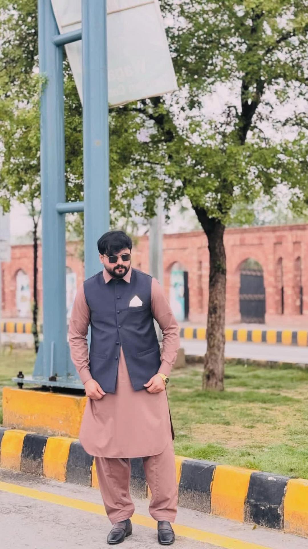 @Israr_Mayo