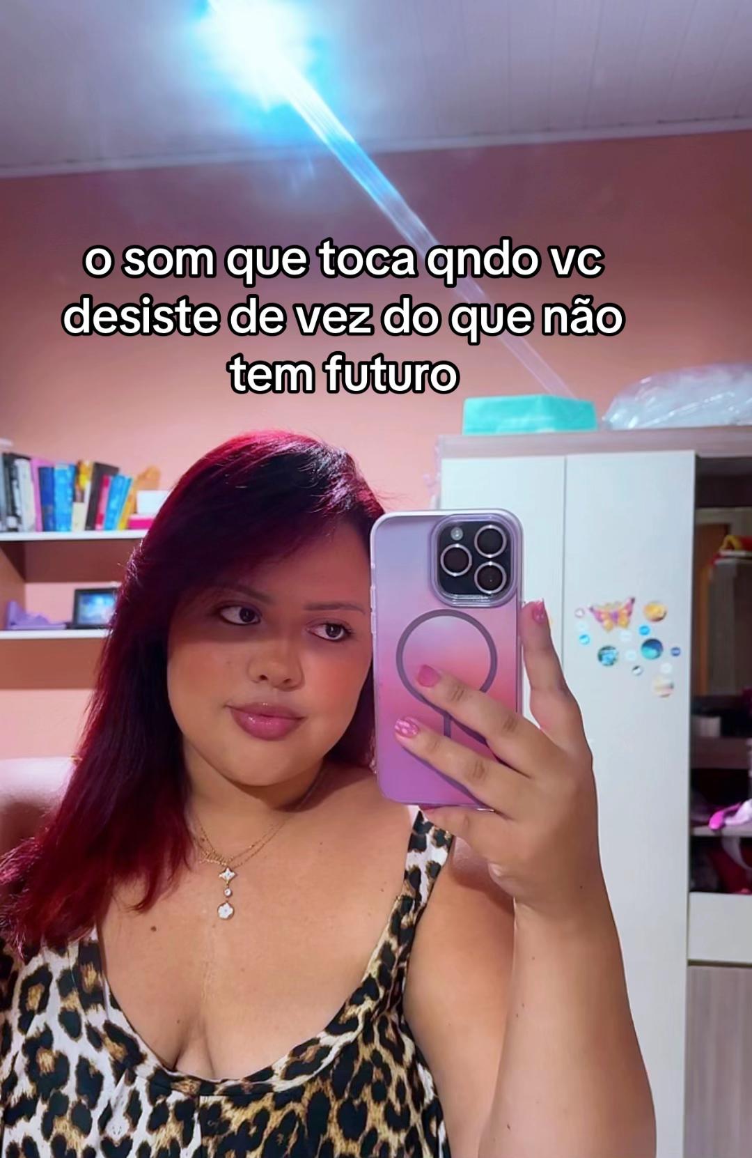 @Julia Leonis