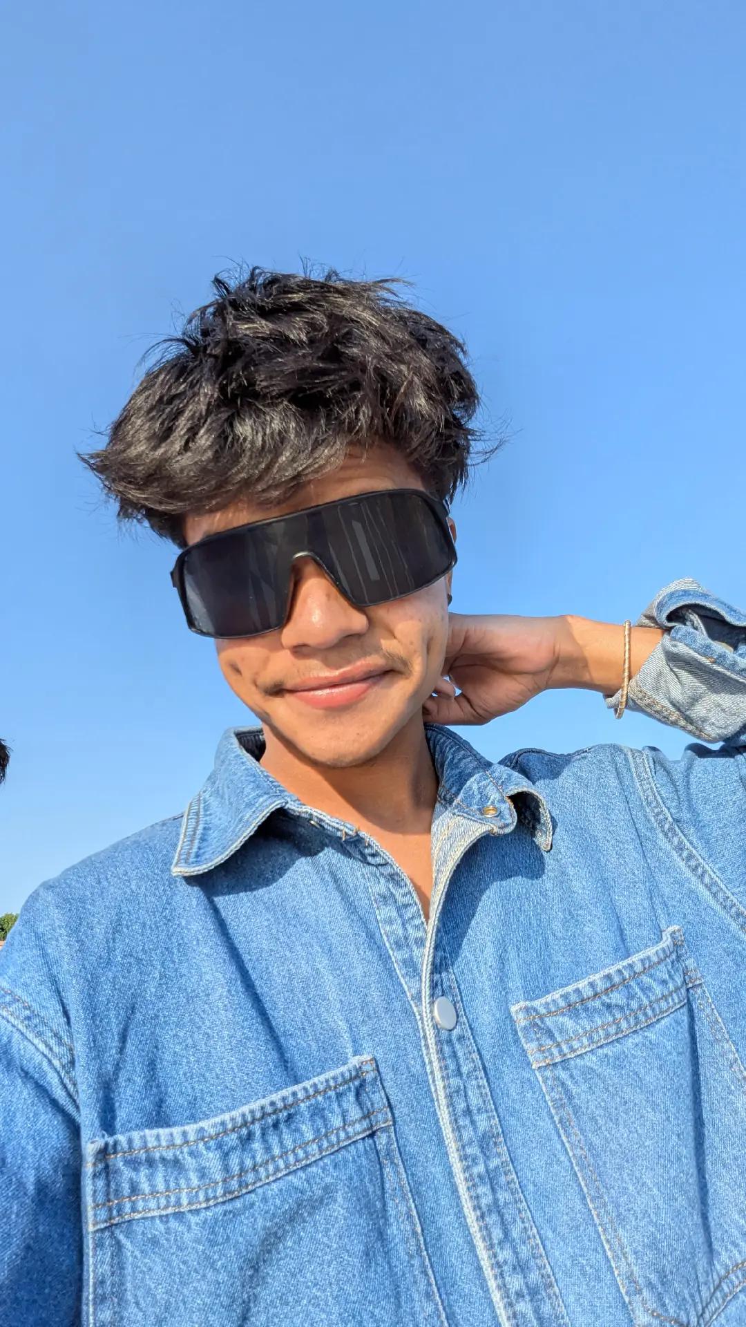 @{HaPpy_BoY}✝️🫵✨