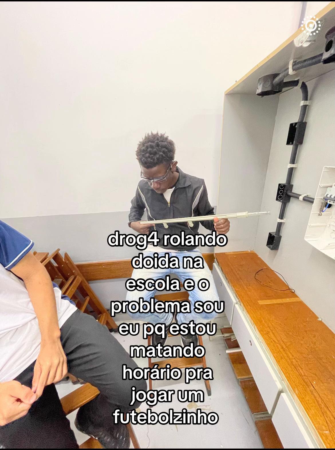 @milita sábio