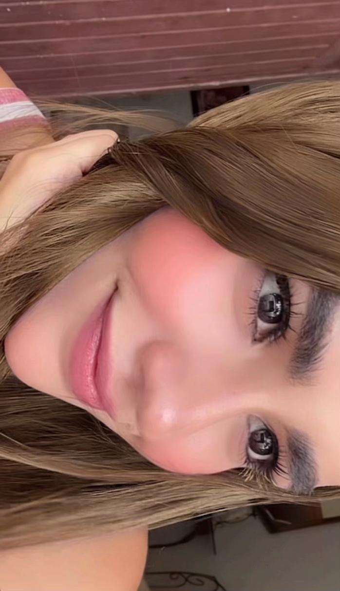 @Emily🦋🥰