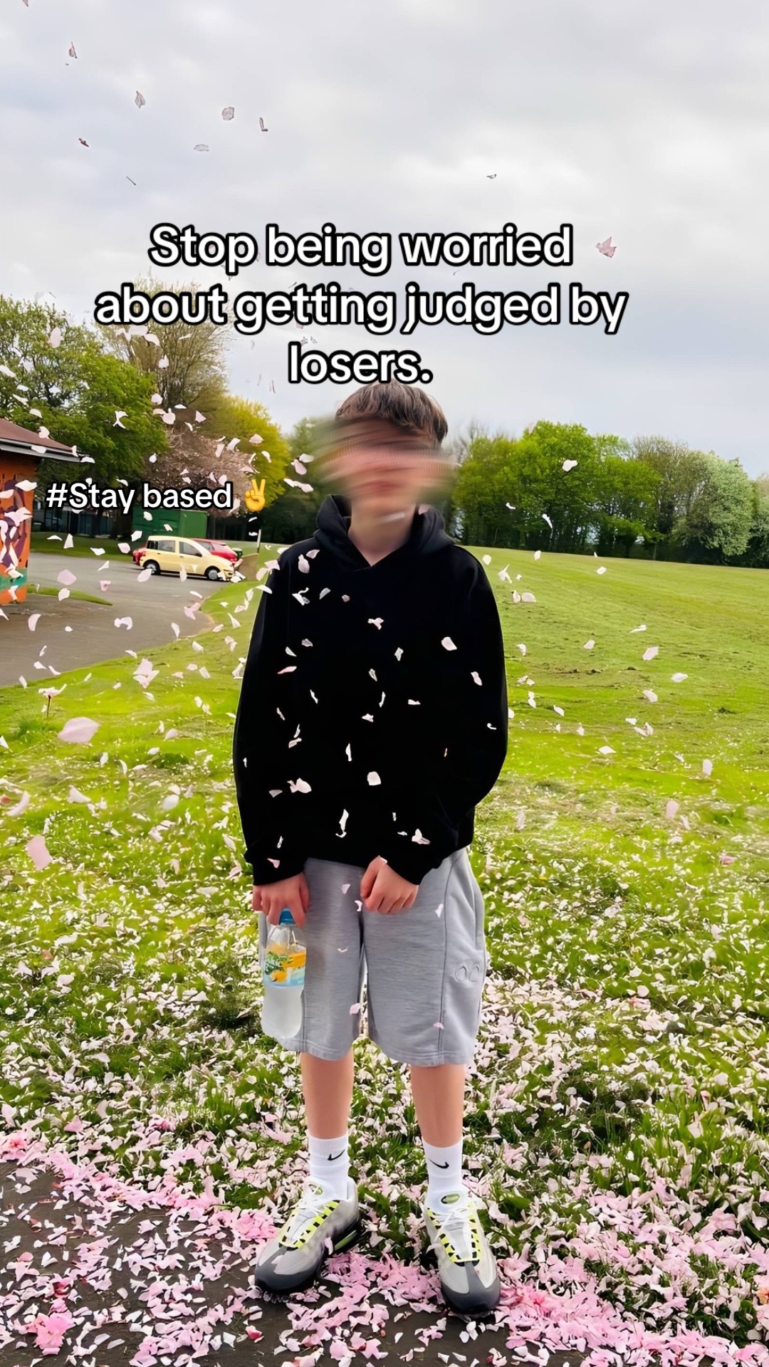 @F1y_Elliot
