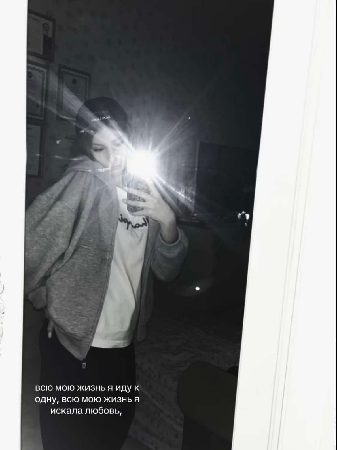 @🫦