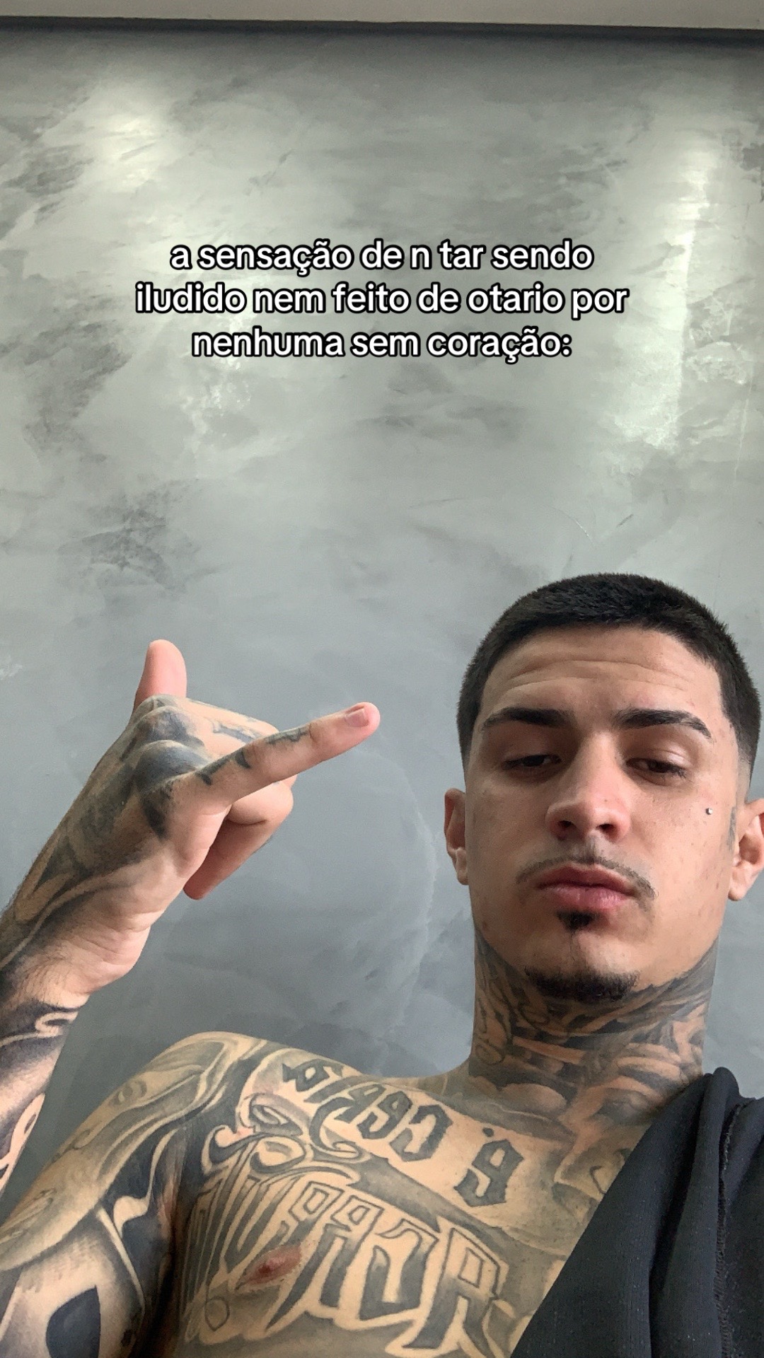 @cL