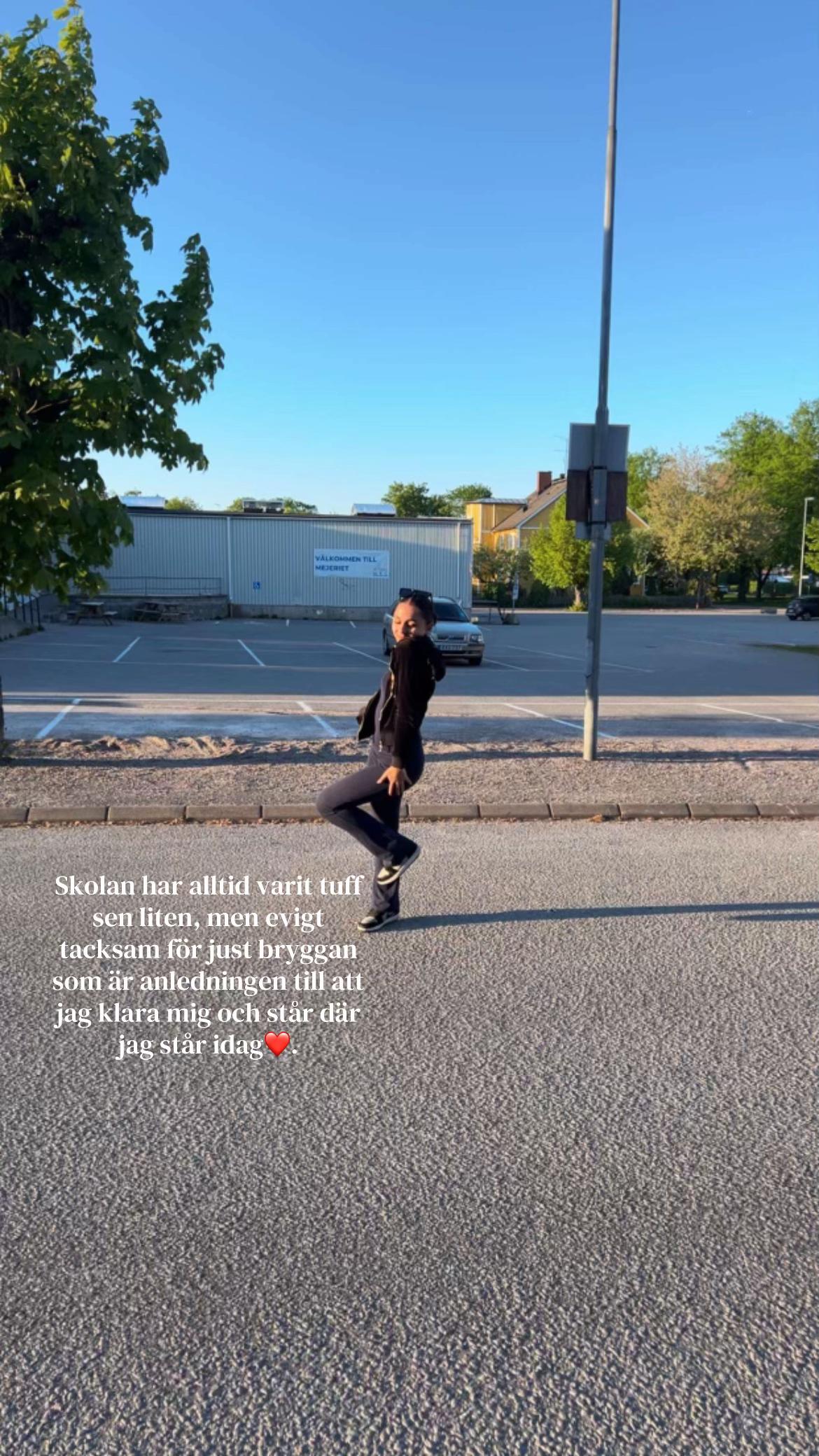 @#dfknbezza👐🏼