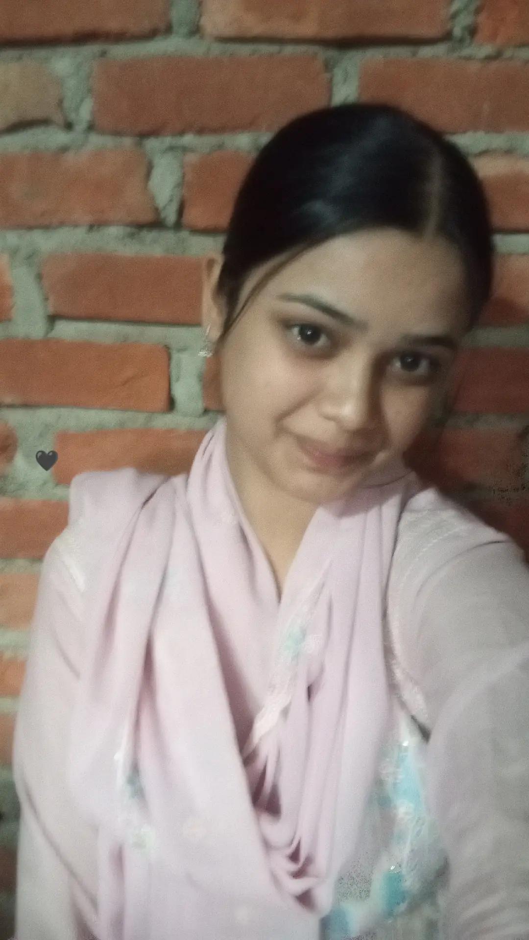 @️Nazia🦋