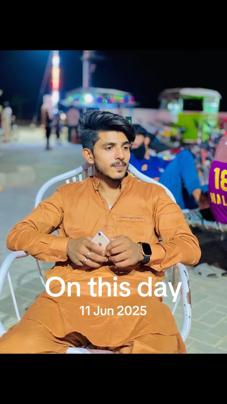 @Dani 🇵🇰🇦🇪