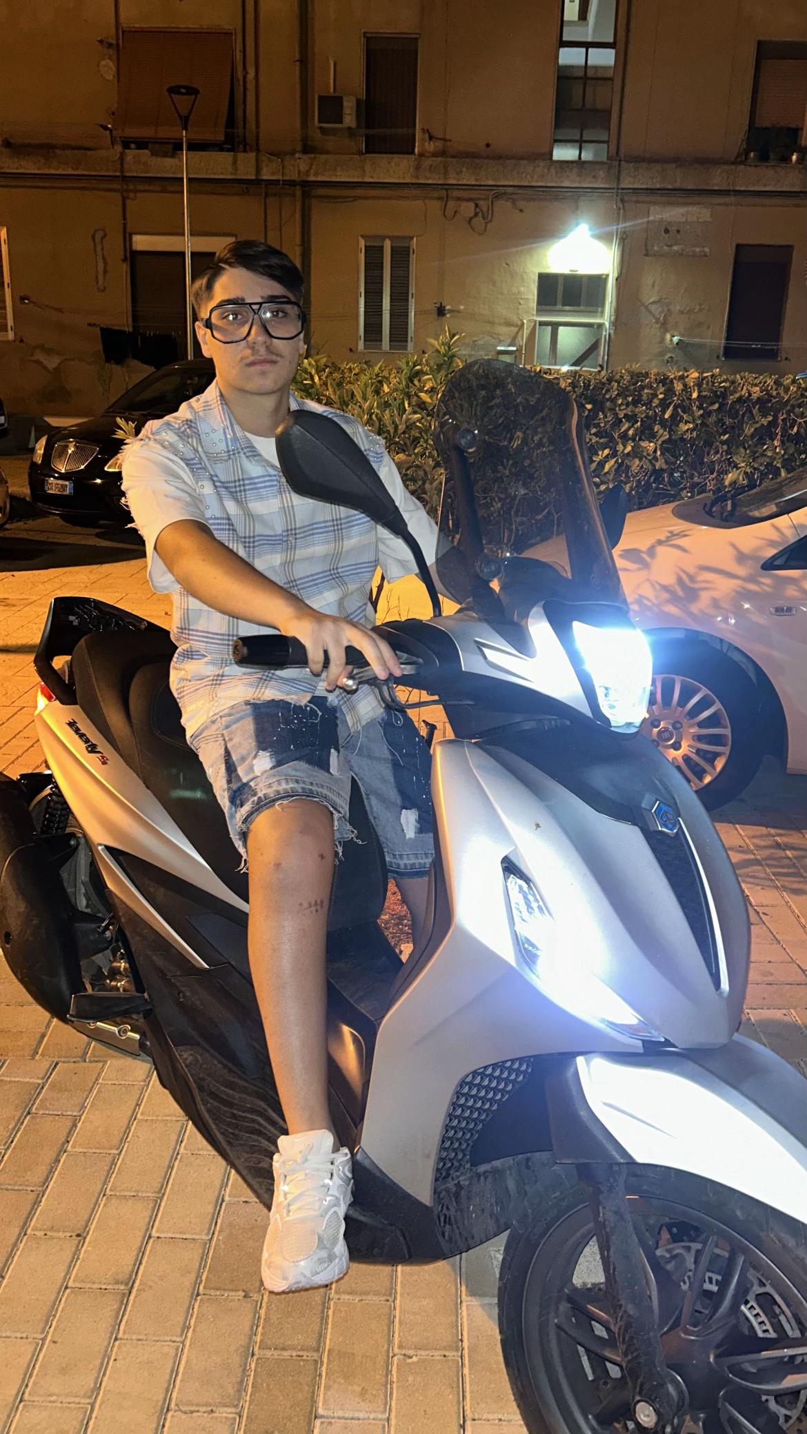 @.ᡕᠵデ气亠