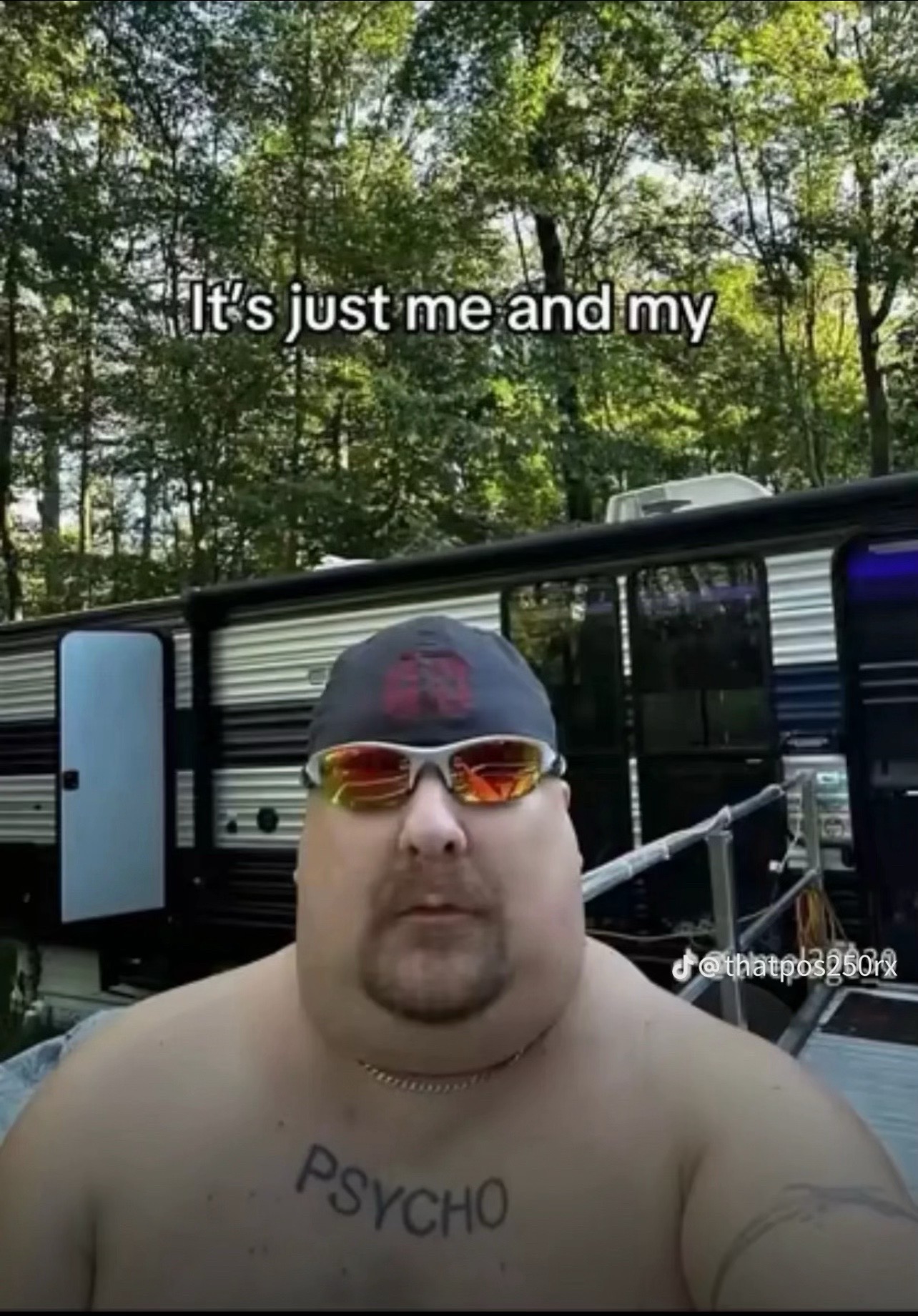 @⃟