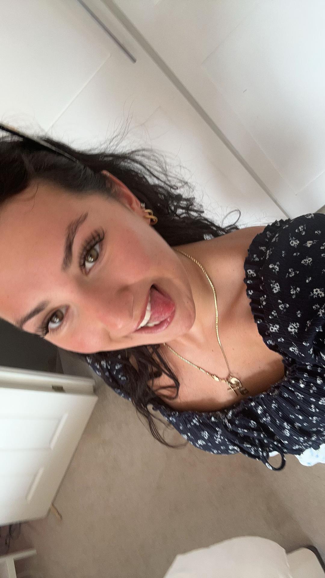 @Charlietomlinson
