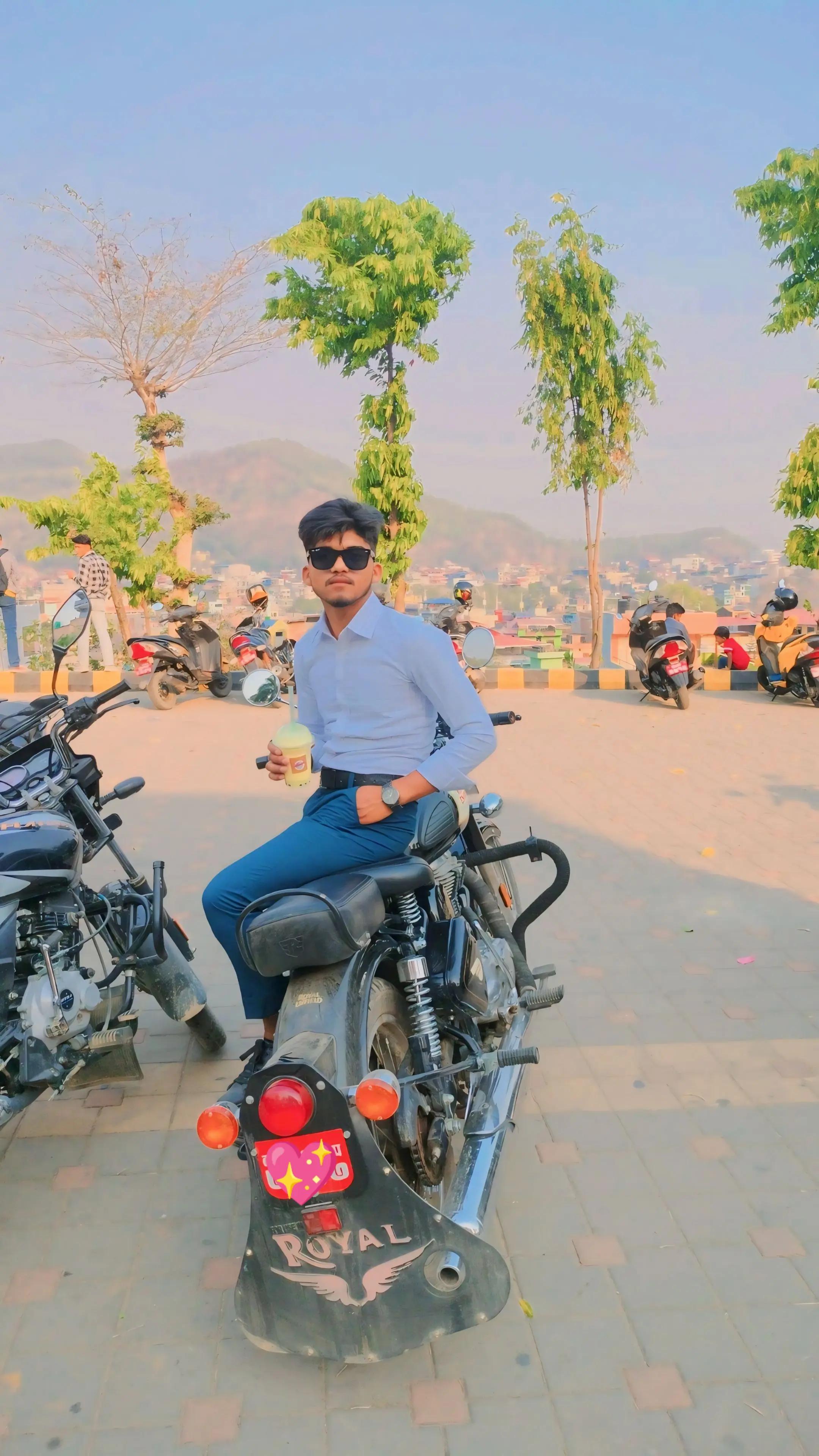 @Mr Aashif Azam