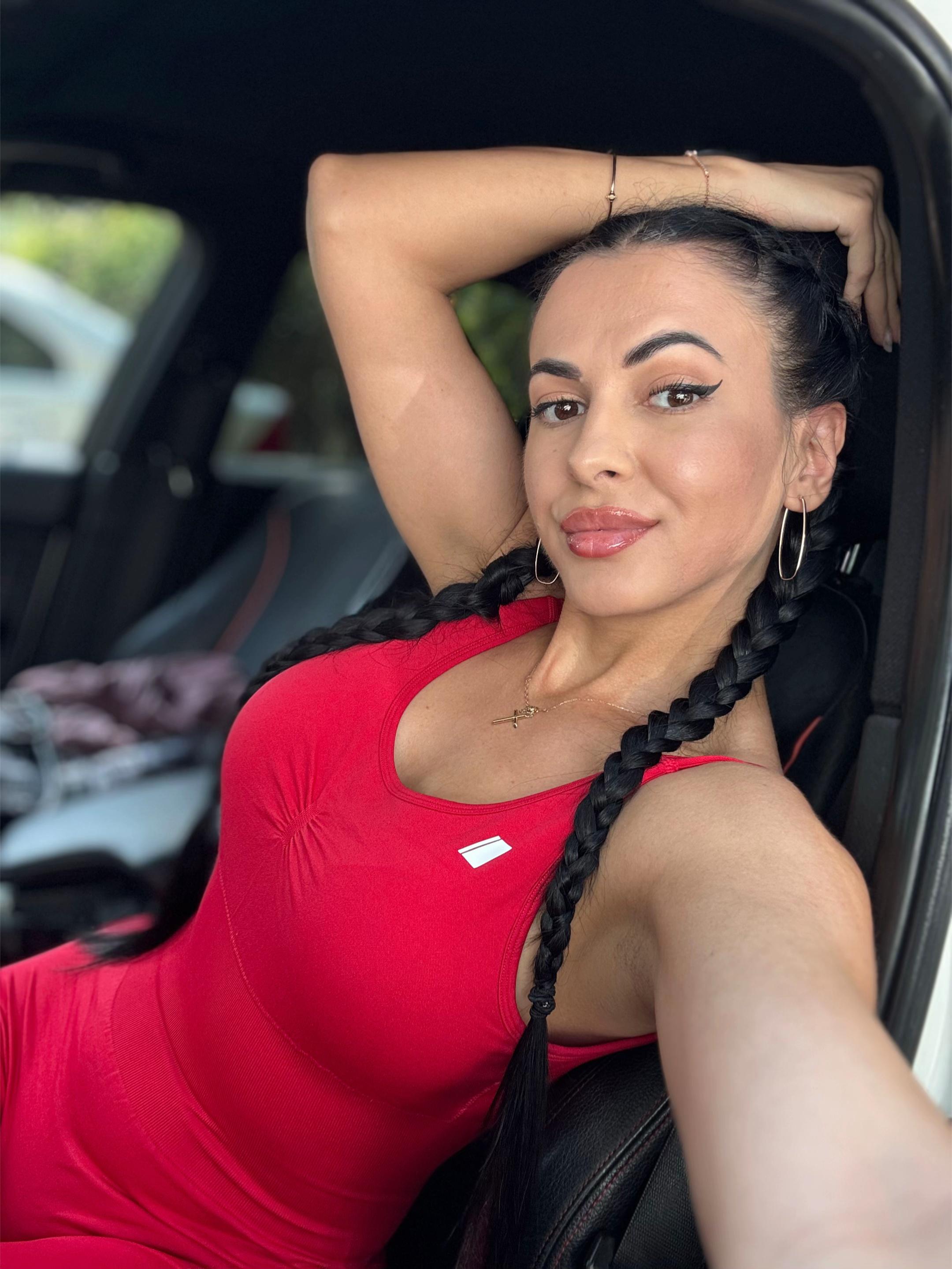 @LoredanaX