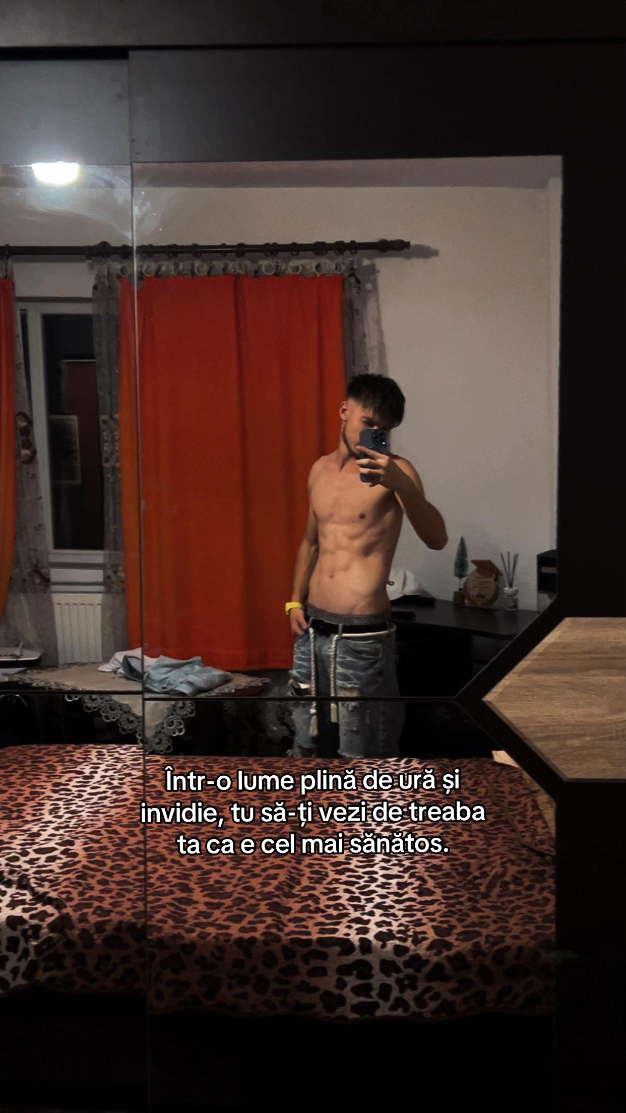 @GabrieLLL