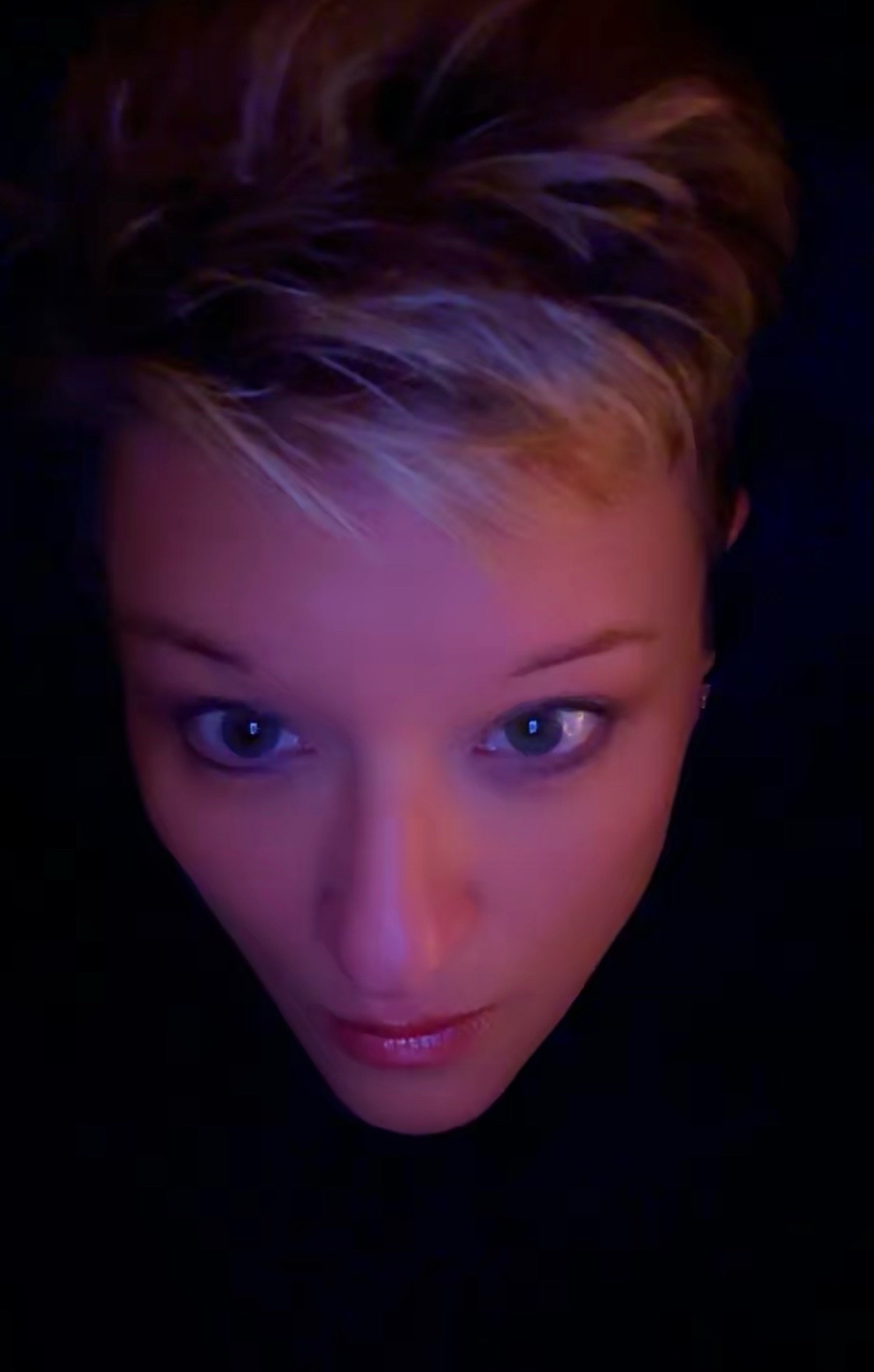 @ANGIE 👑🦅🦋✝️🦀🩷💚💙💜