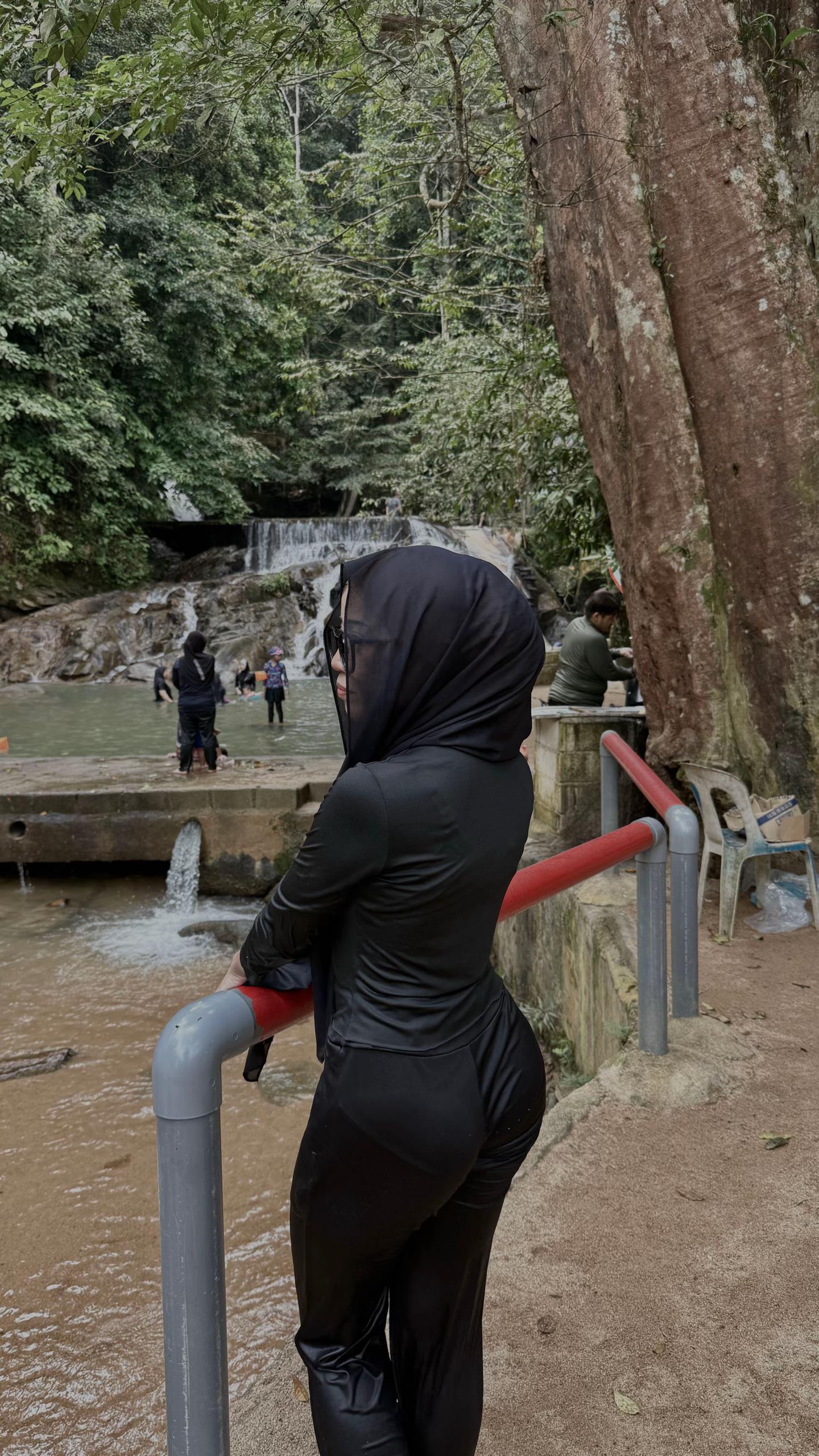 @ع