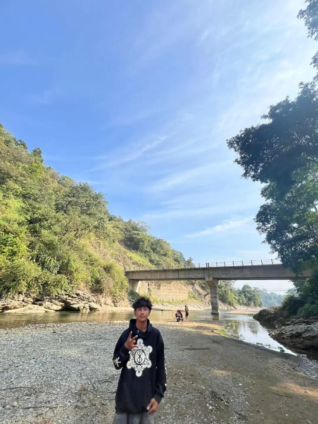 @Alex jong thakuri❤️