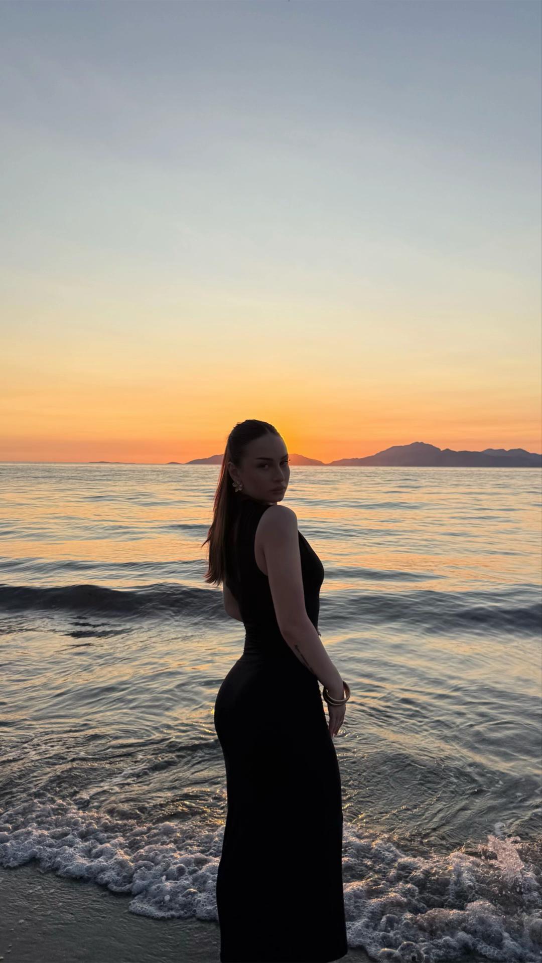 @Arina Kolotey