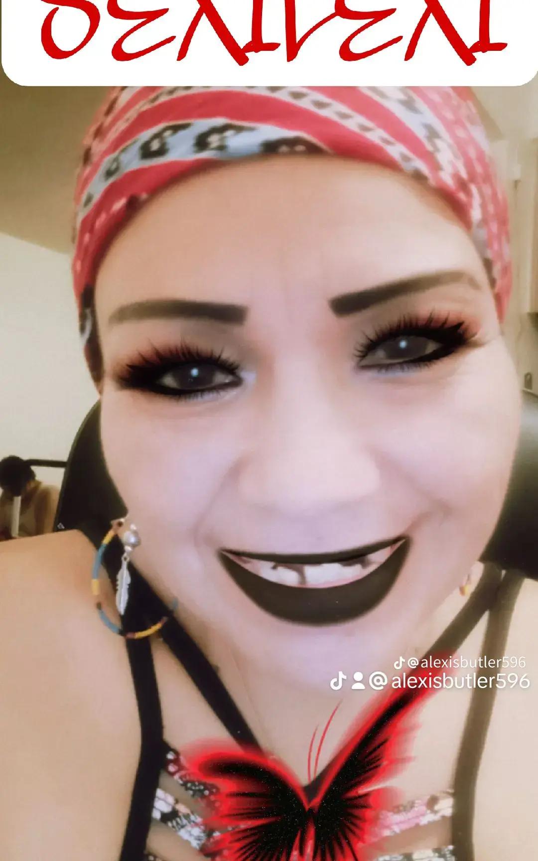 @SexiLexi