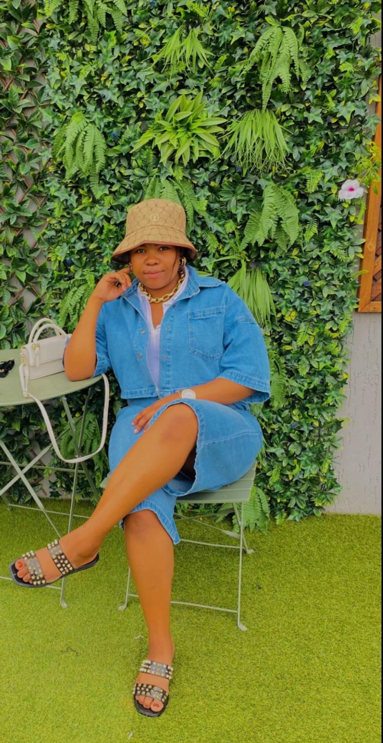 @Nomalungelo
