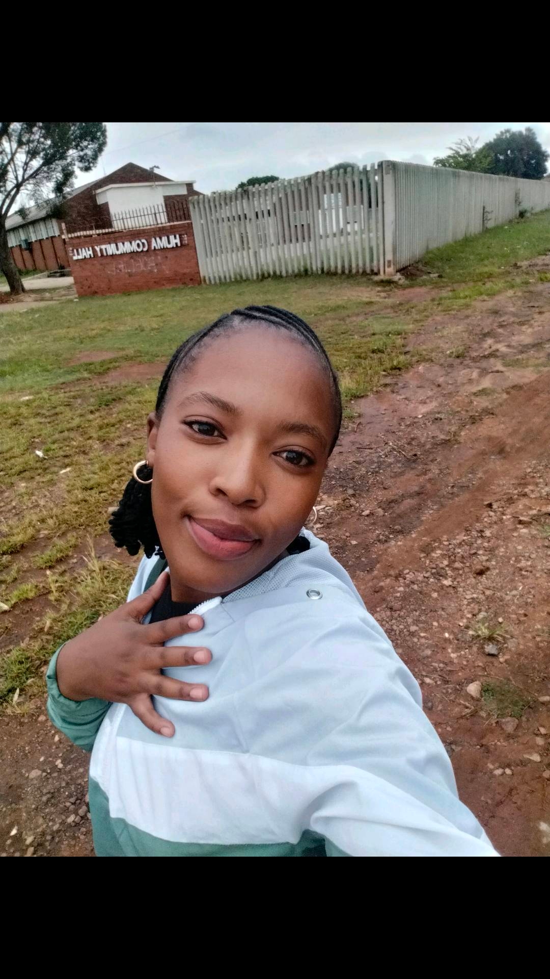 @Tshepie21