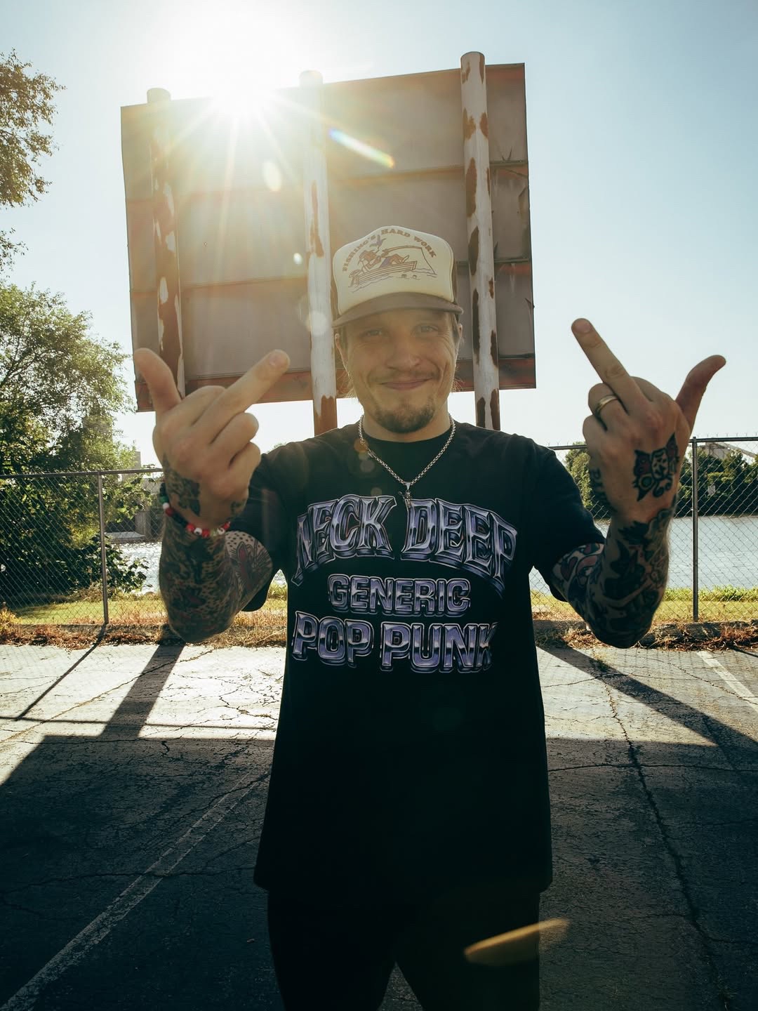 @Neck Deep