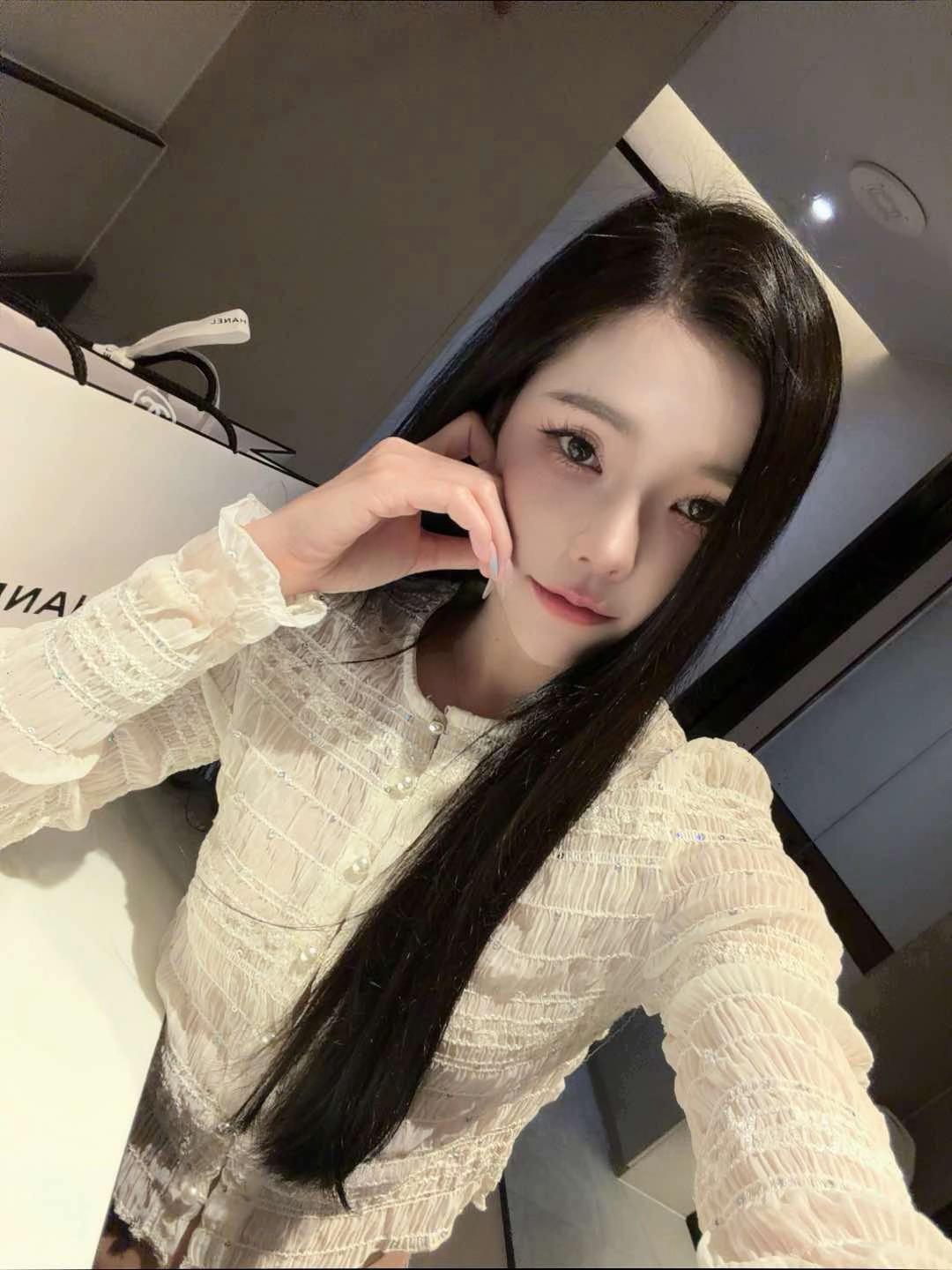 @Minnie