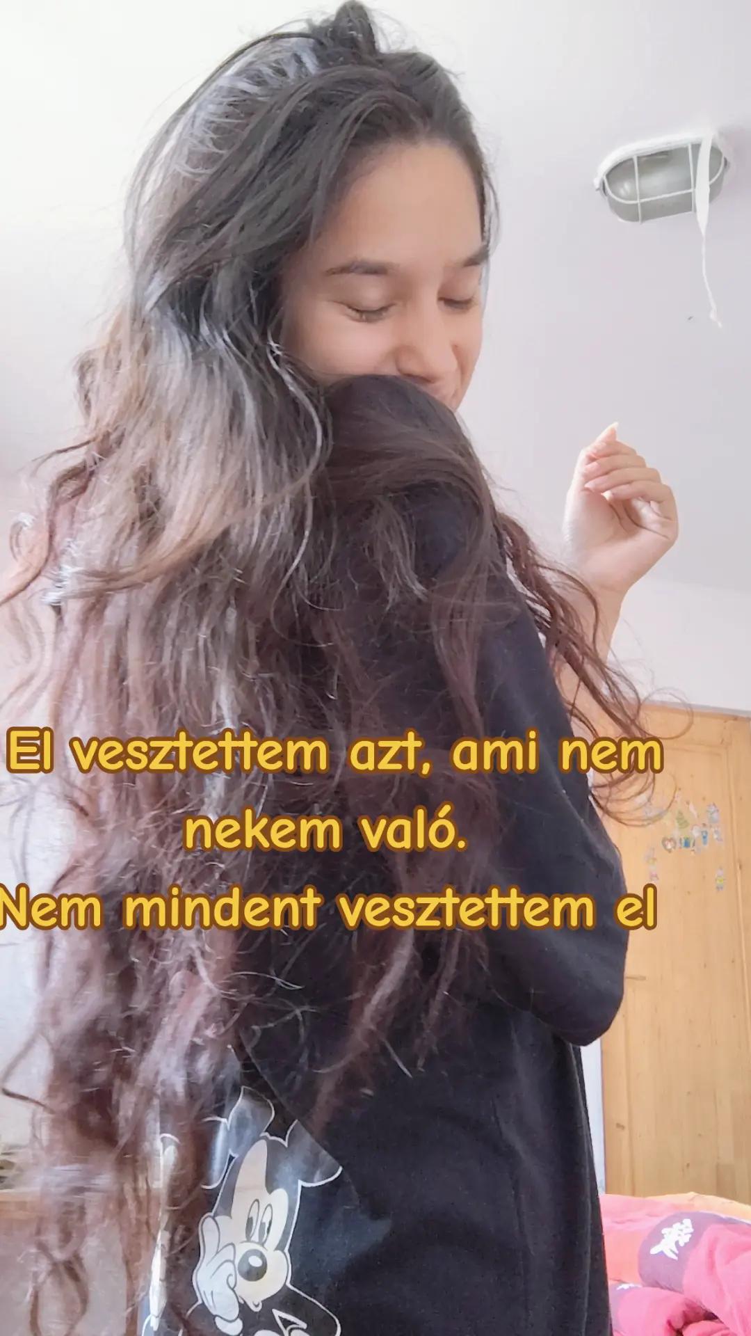 @Noémi