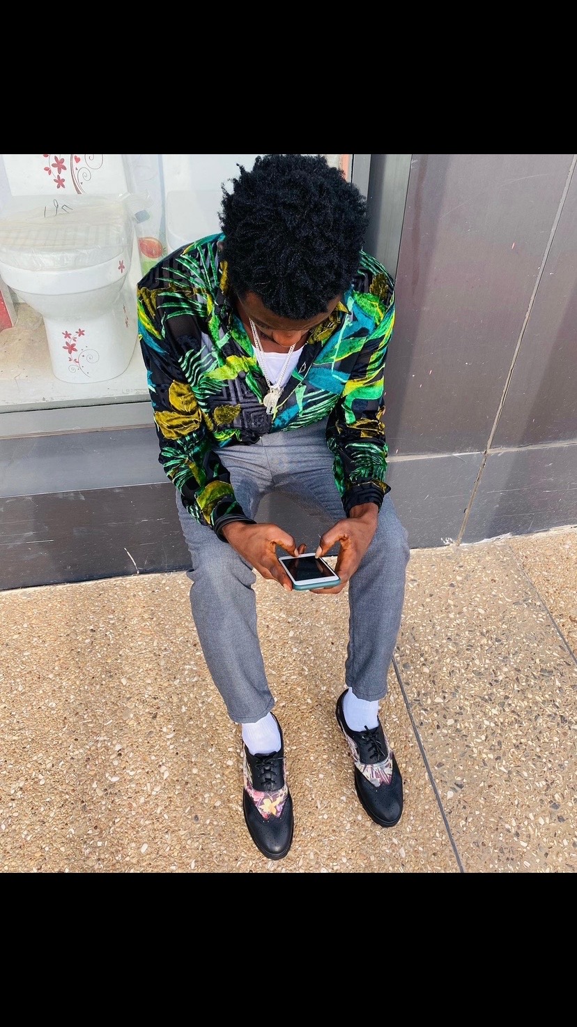 @AJ.🦅