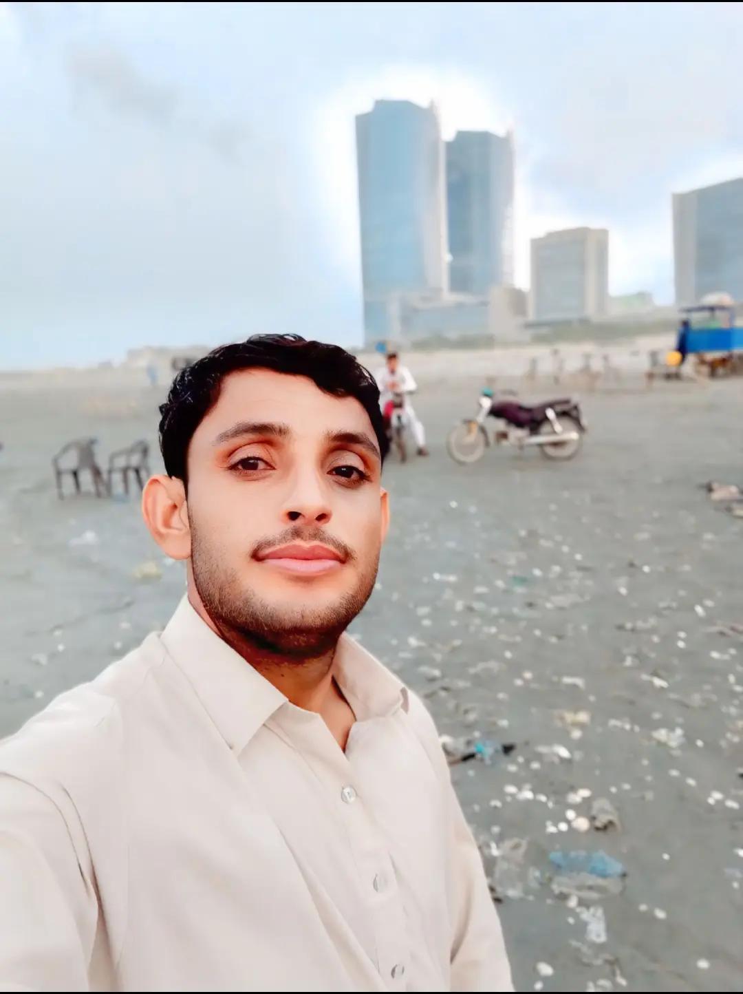 @Mr ABiD Ali♥️🌹🌹🇬🇧🇵🇰🇬🇧
