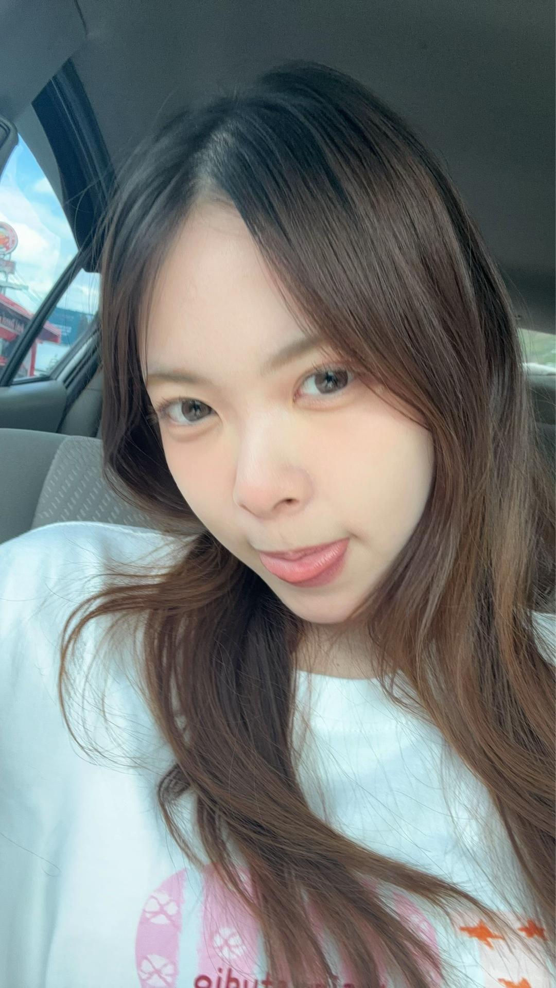 @jjeannnyy