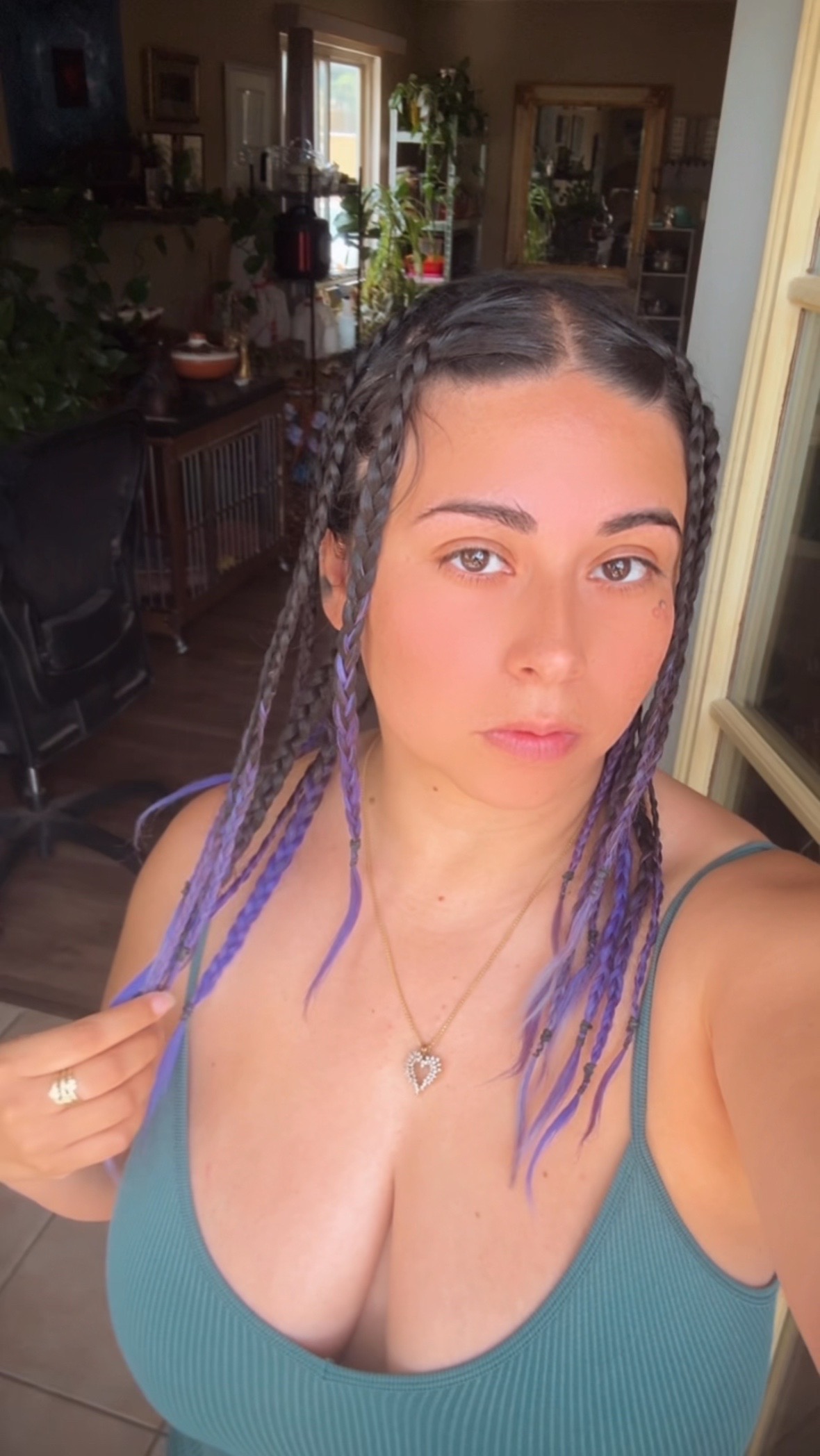 @dollymactv