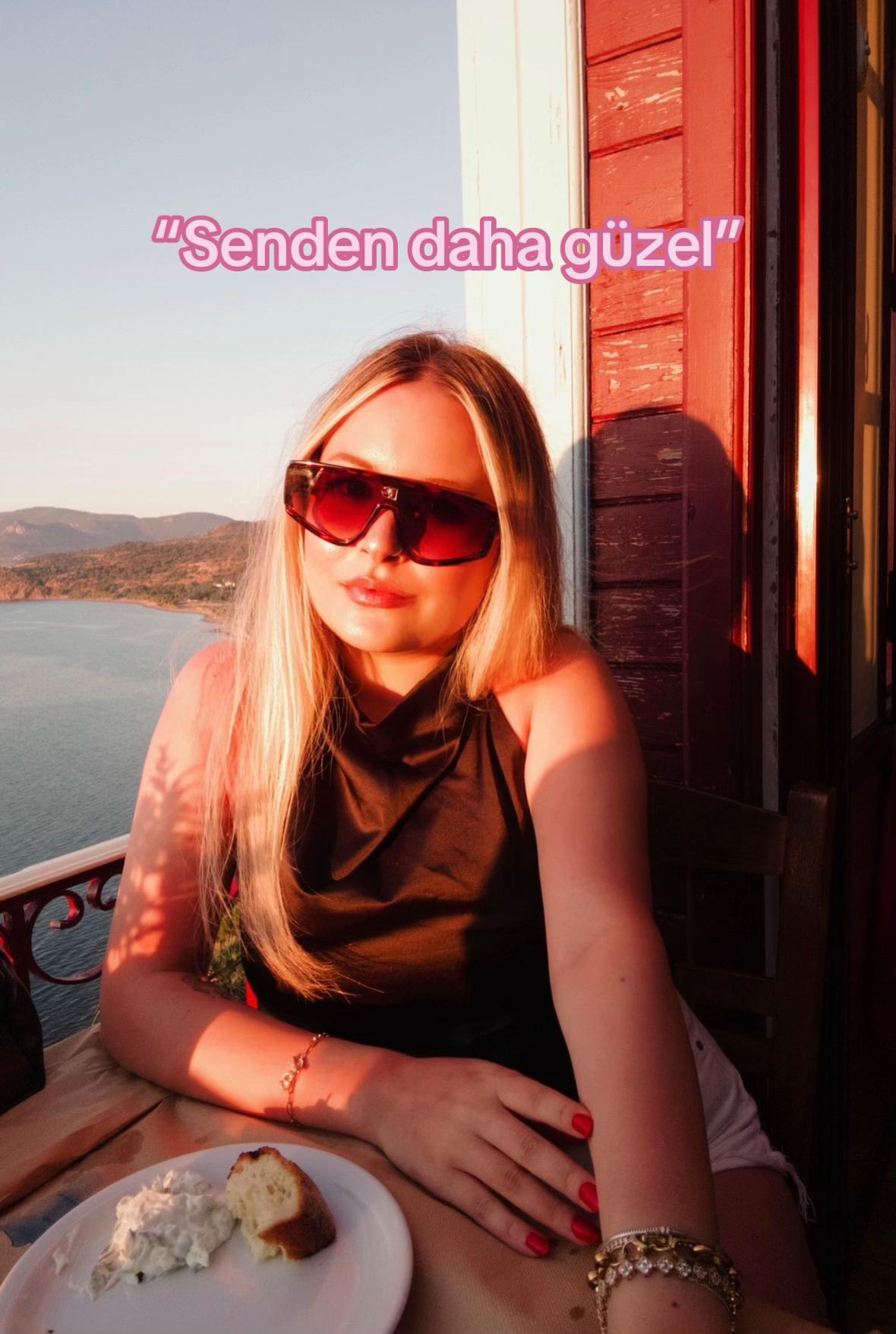 @Büşra