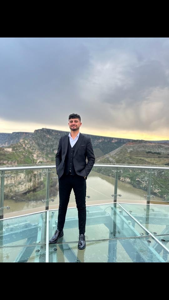 @A L İ S A R I K A Y A