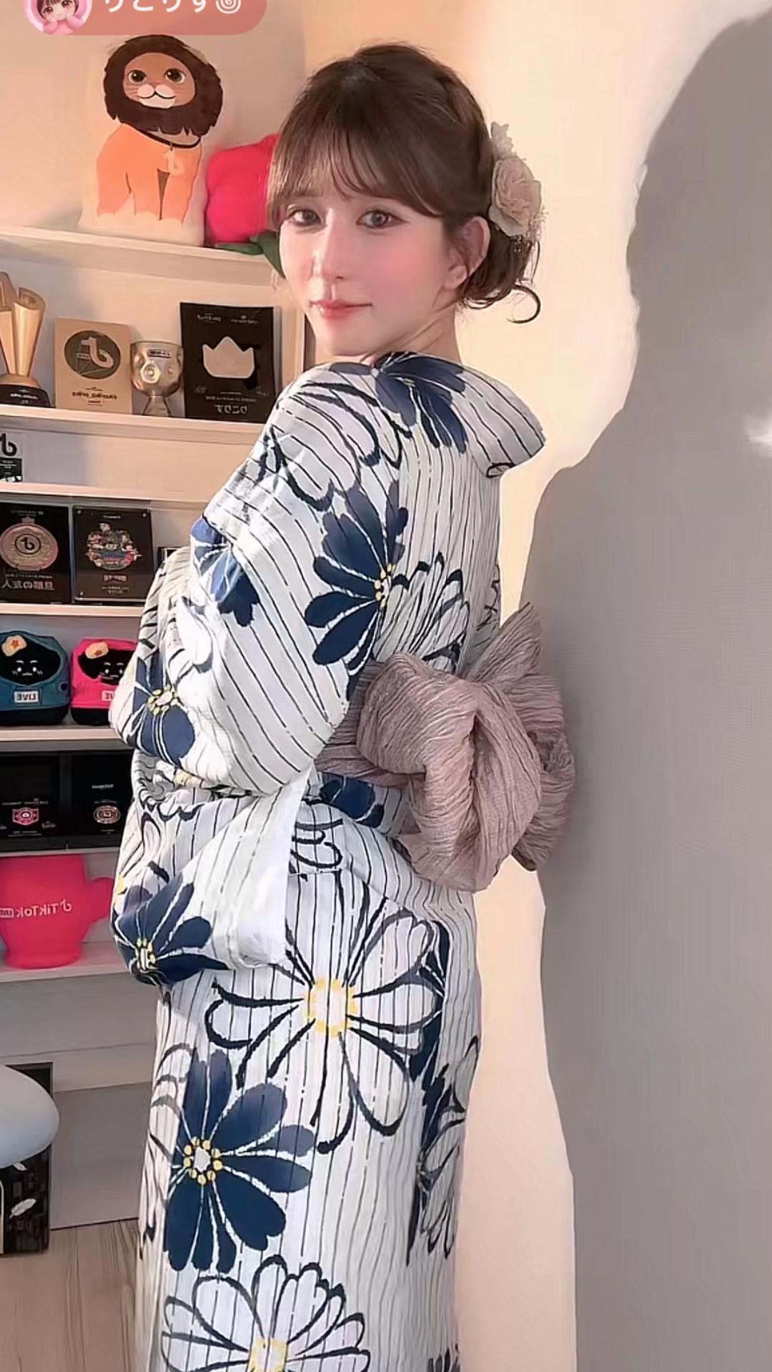 @おM꩜M꩜びろん