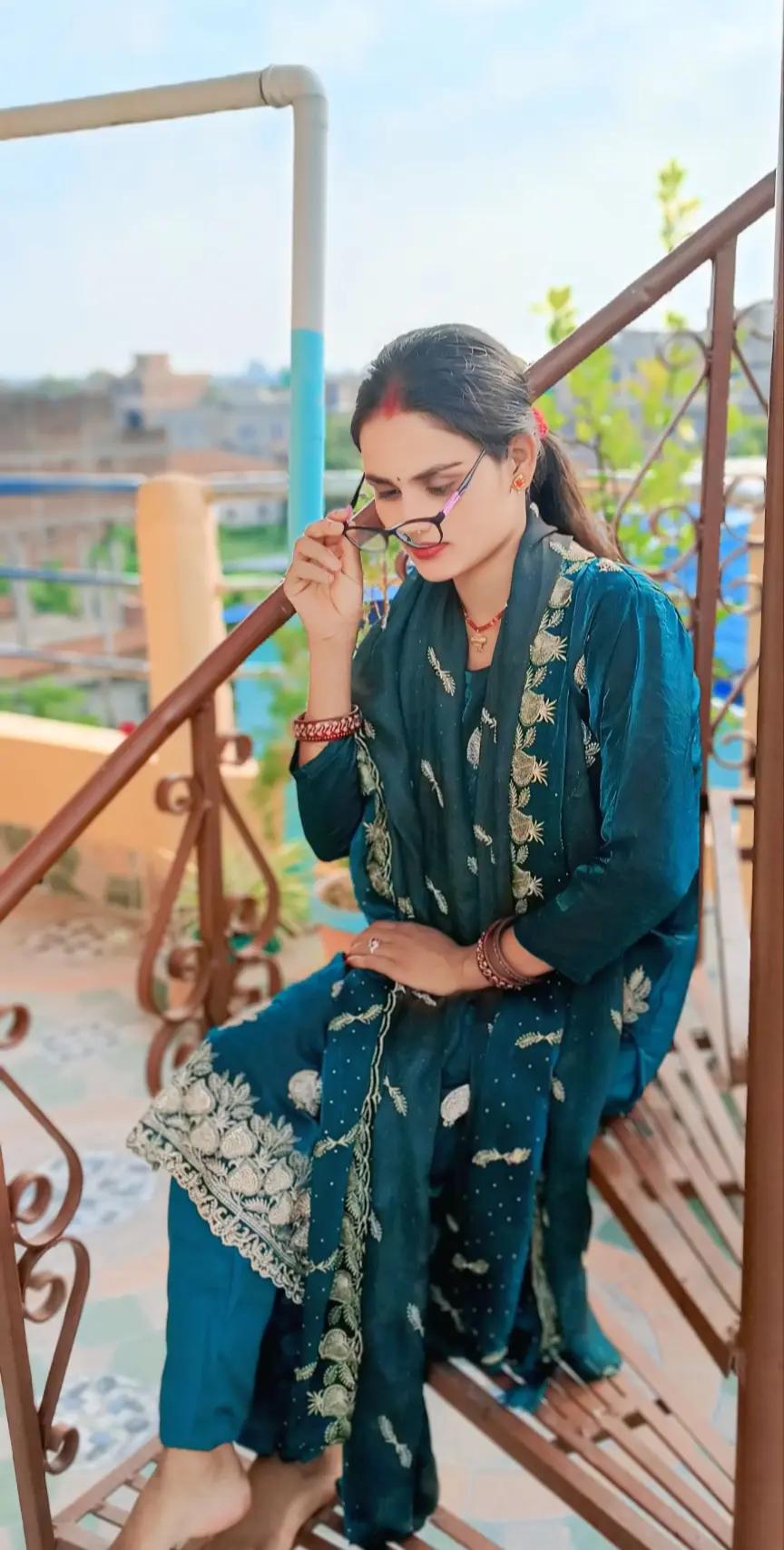 @💞 Krishna &hearts;️ Manisha 💞