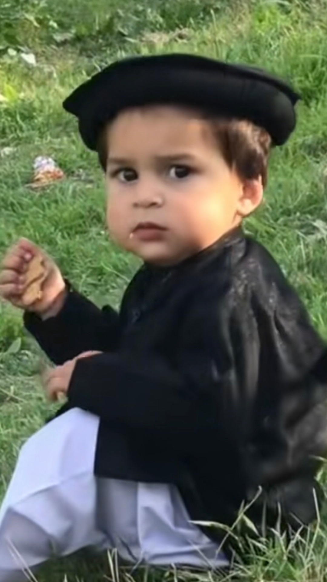 @Cute 👈Faizan🍒