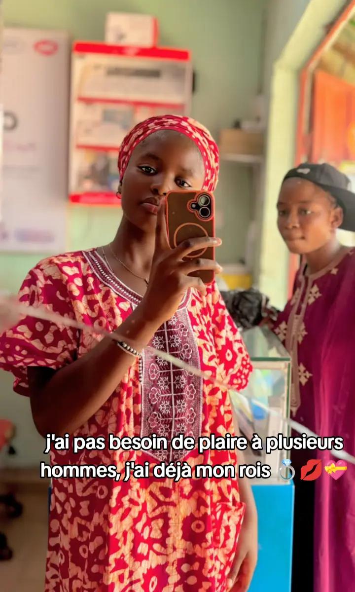 @💖 assetou 👅👄 elle 💋 m&ecirc;me