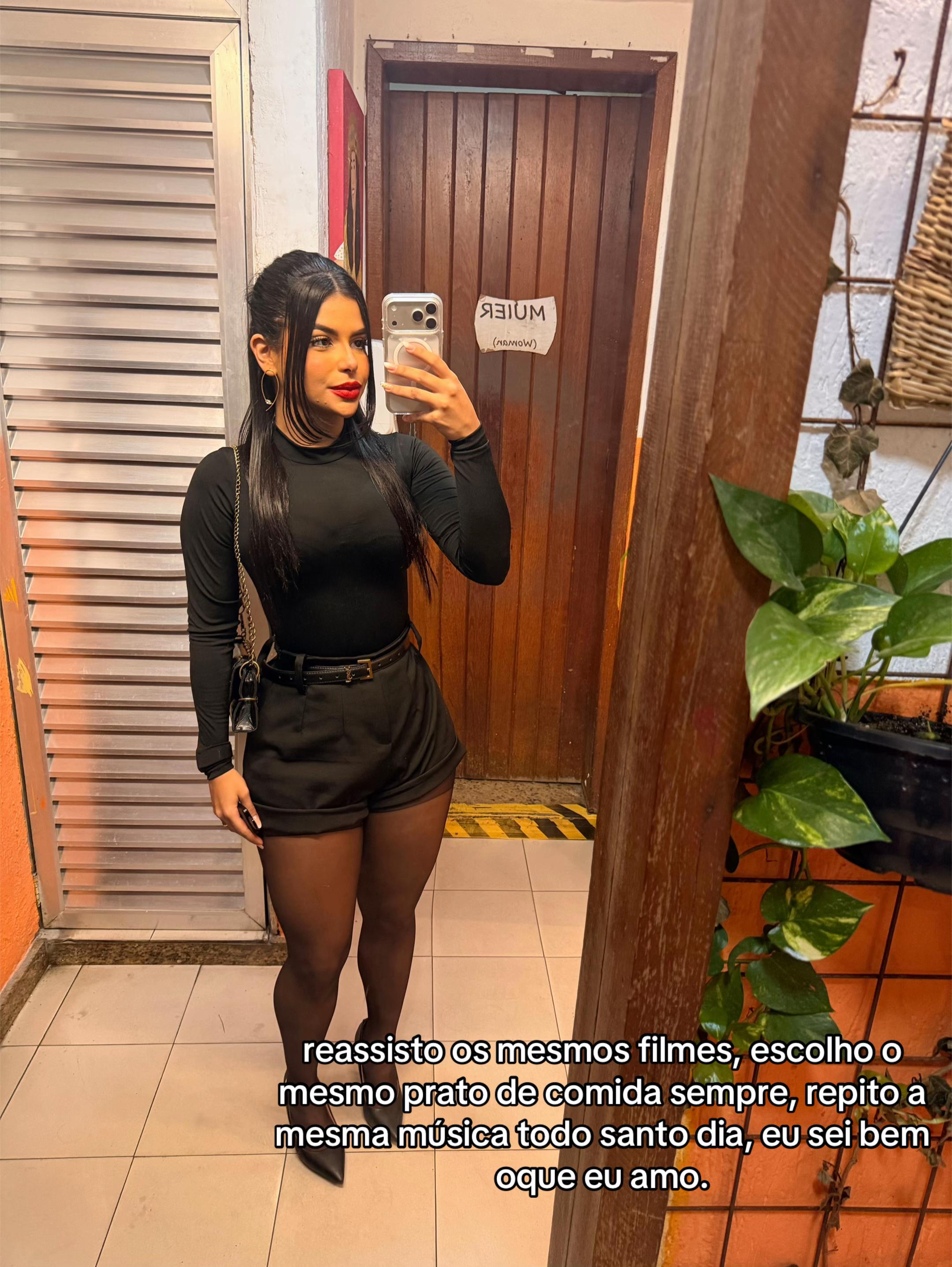 @victoriavillarim
