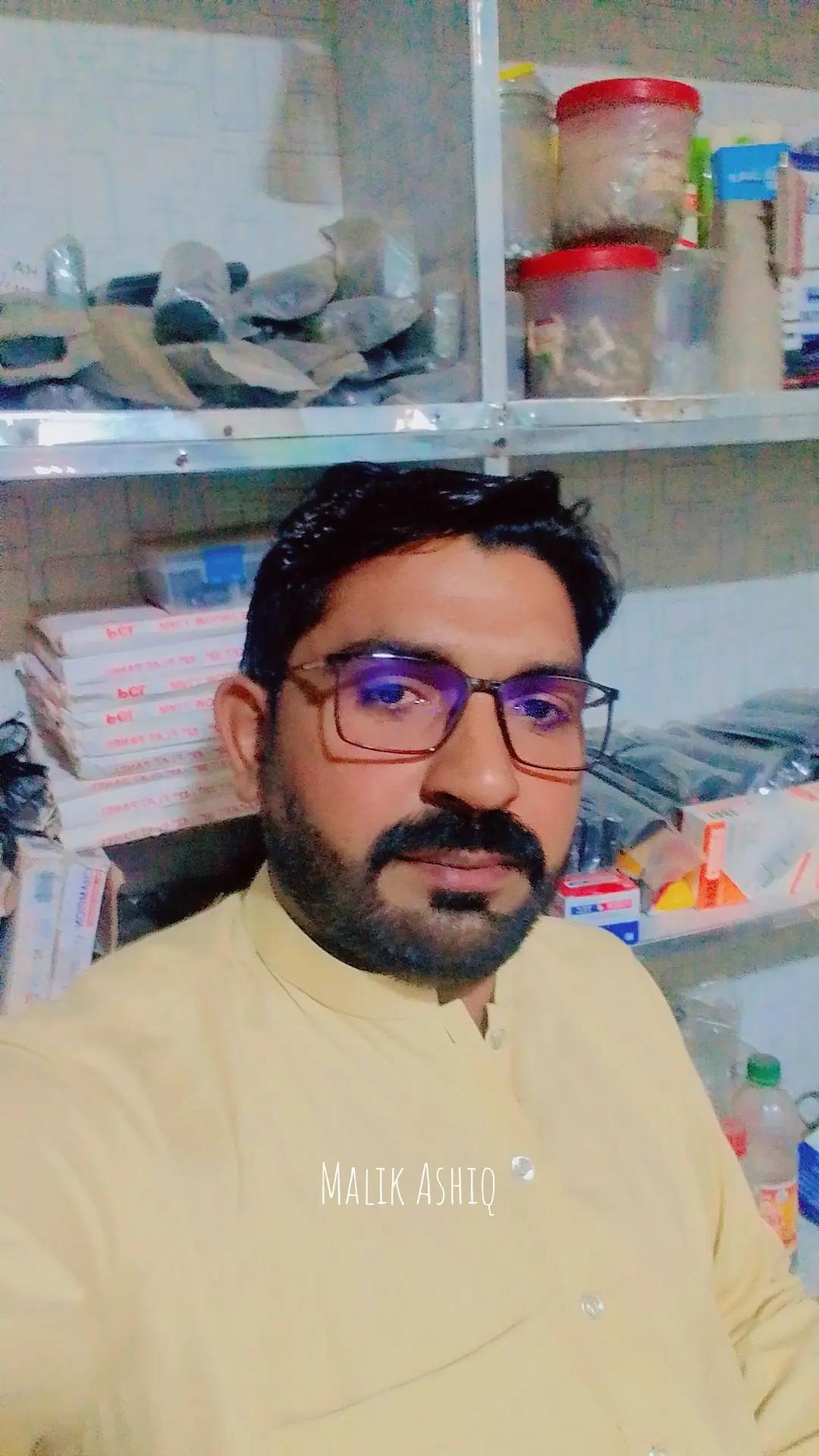 @malikashiq 🤔🤔💕💖💐🌹🌹🌹