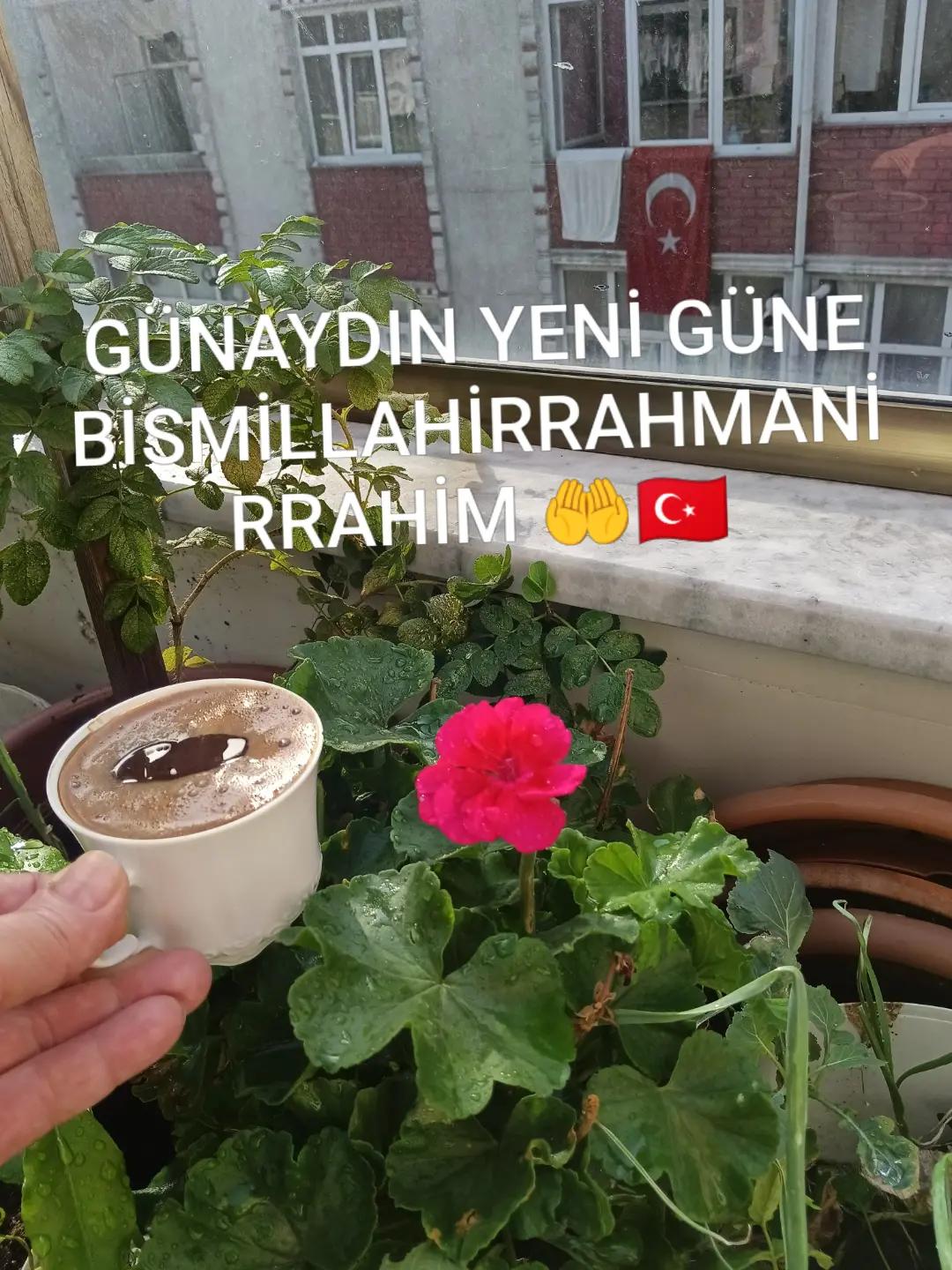 @HER YÜZÜNE 🤲GÜLENİ DOSSANMA🤲