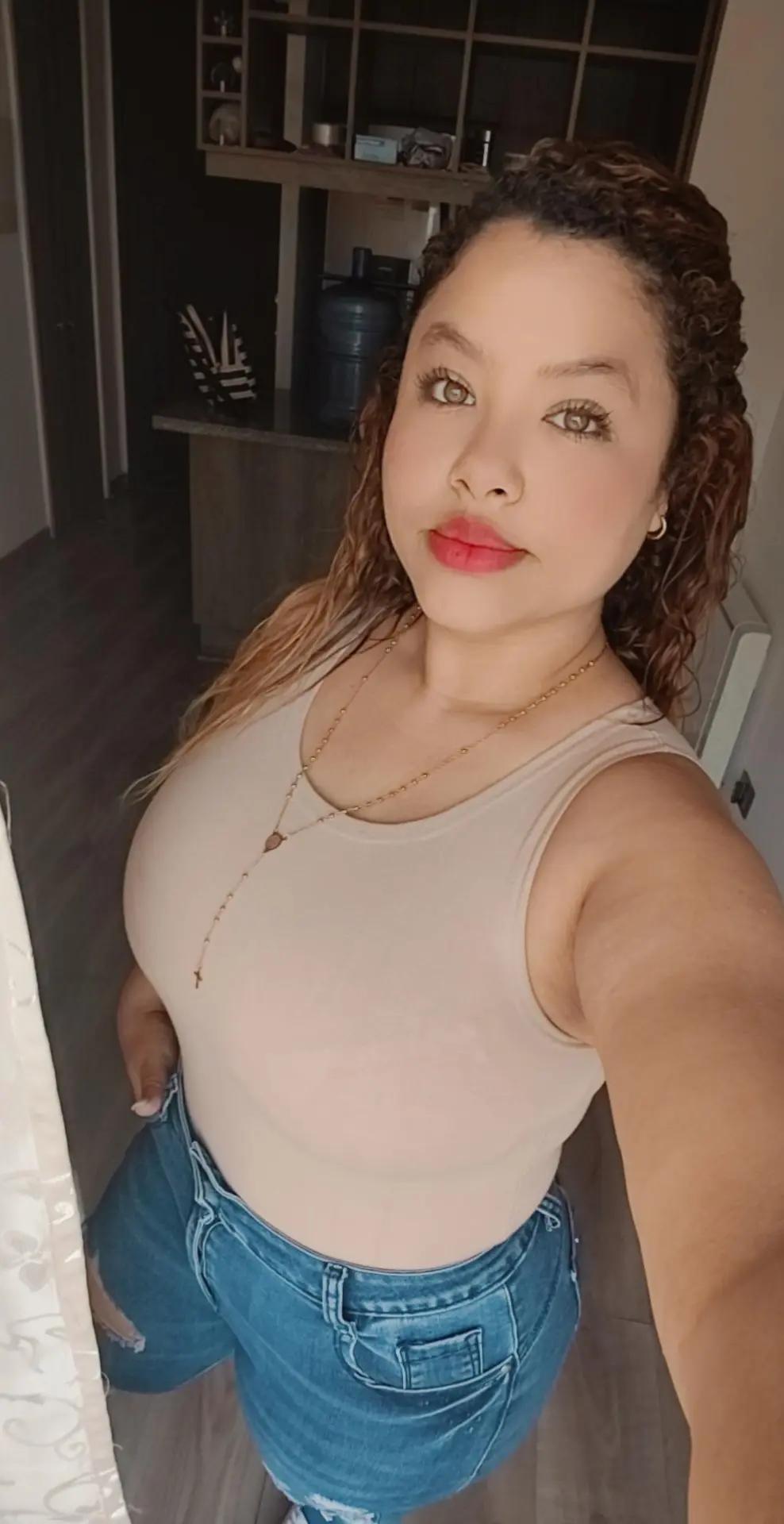 @ᥫ᭡🌸ANDREA🌷ᥫ᭡