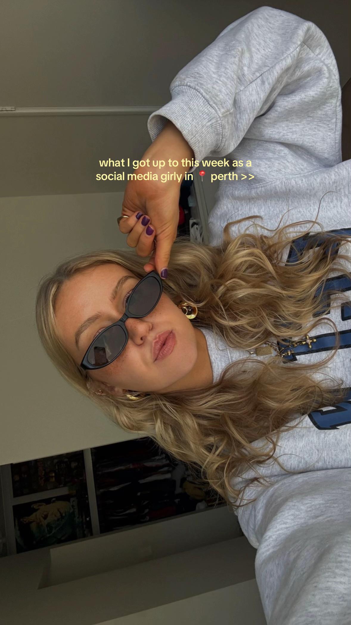 @Hollie <3