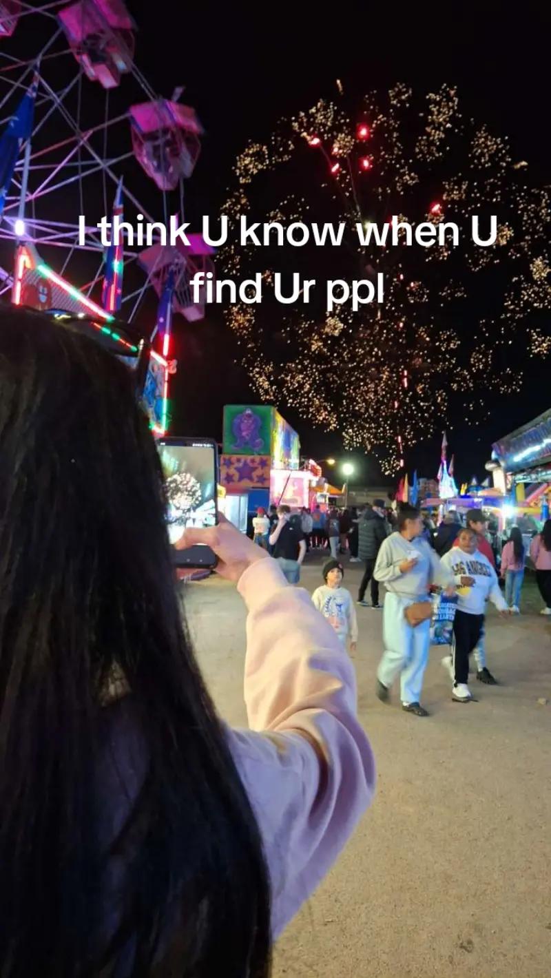 @elleira_priv