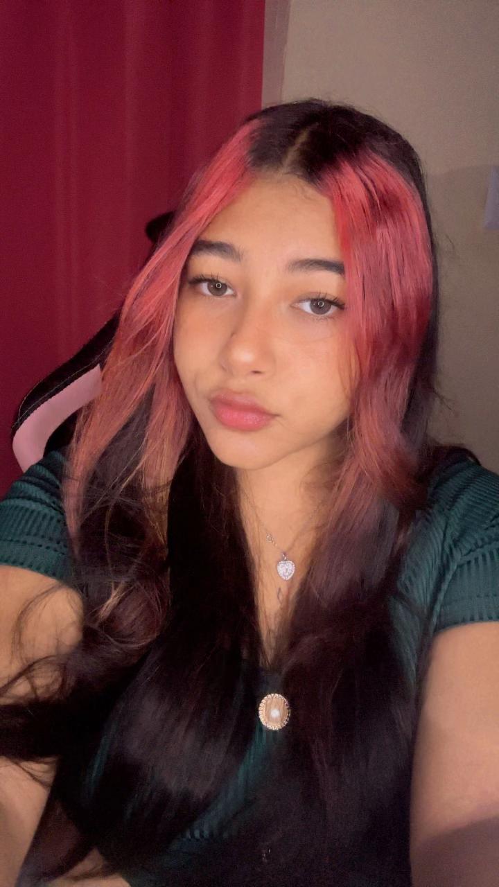 @MARÍA💚🌸