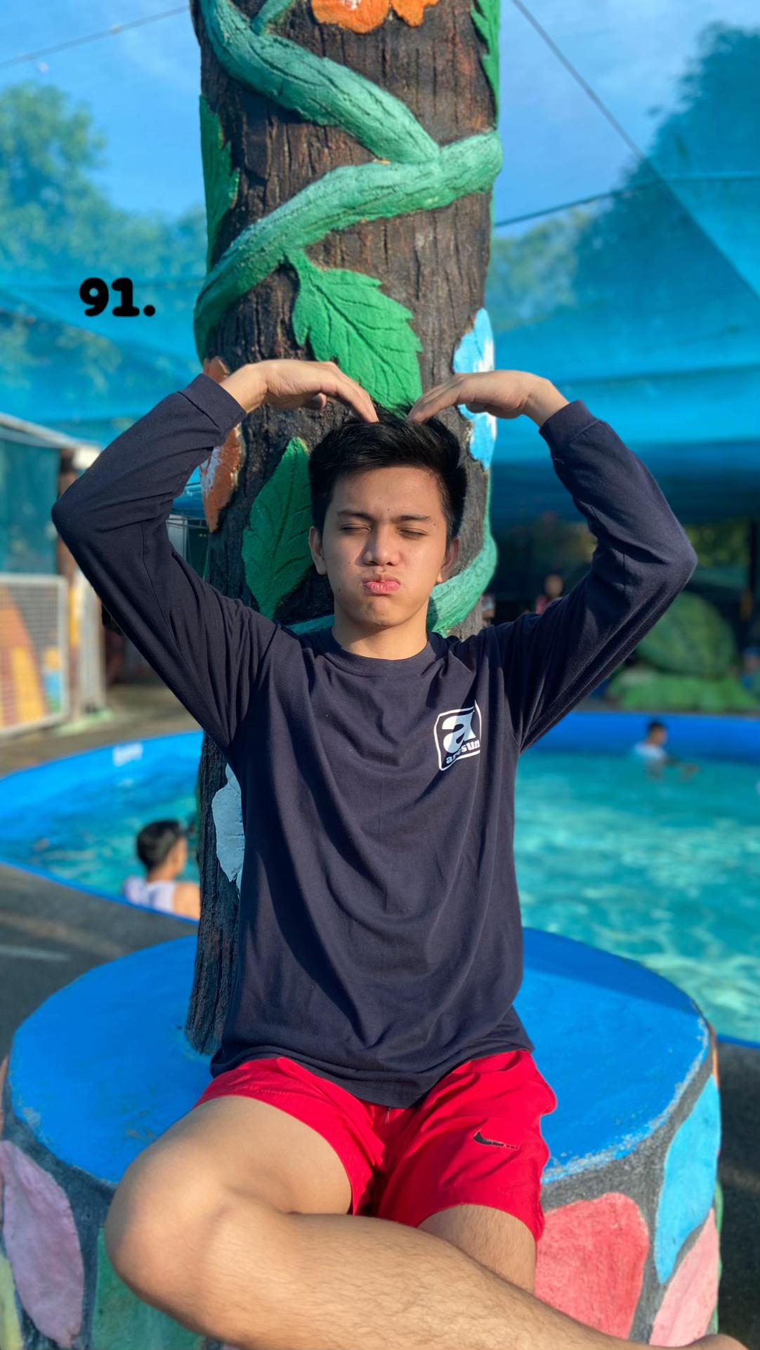 @neer 🤍👷&zwj;♂️