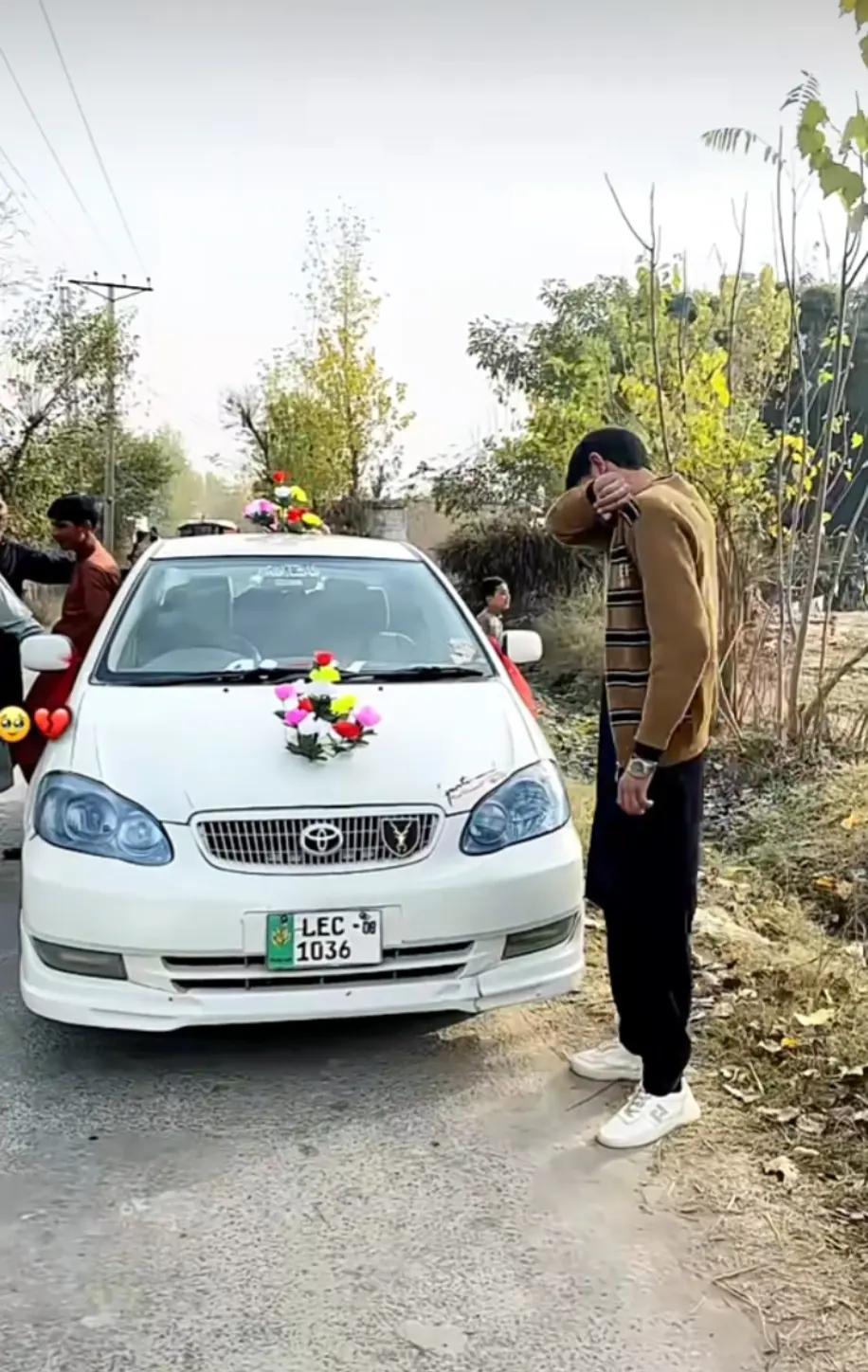@꧁🥹•بے وفا یار•🥹꧂