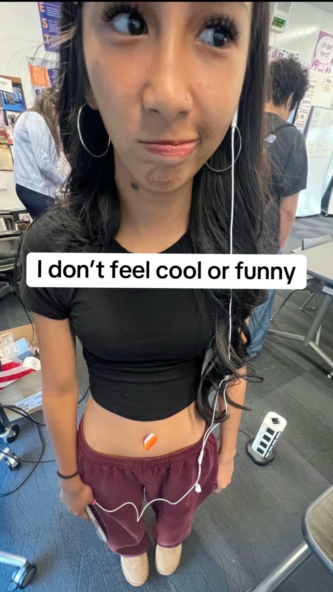 @twinkletoespoosay