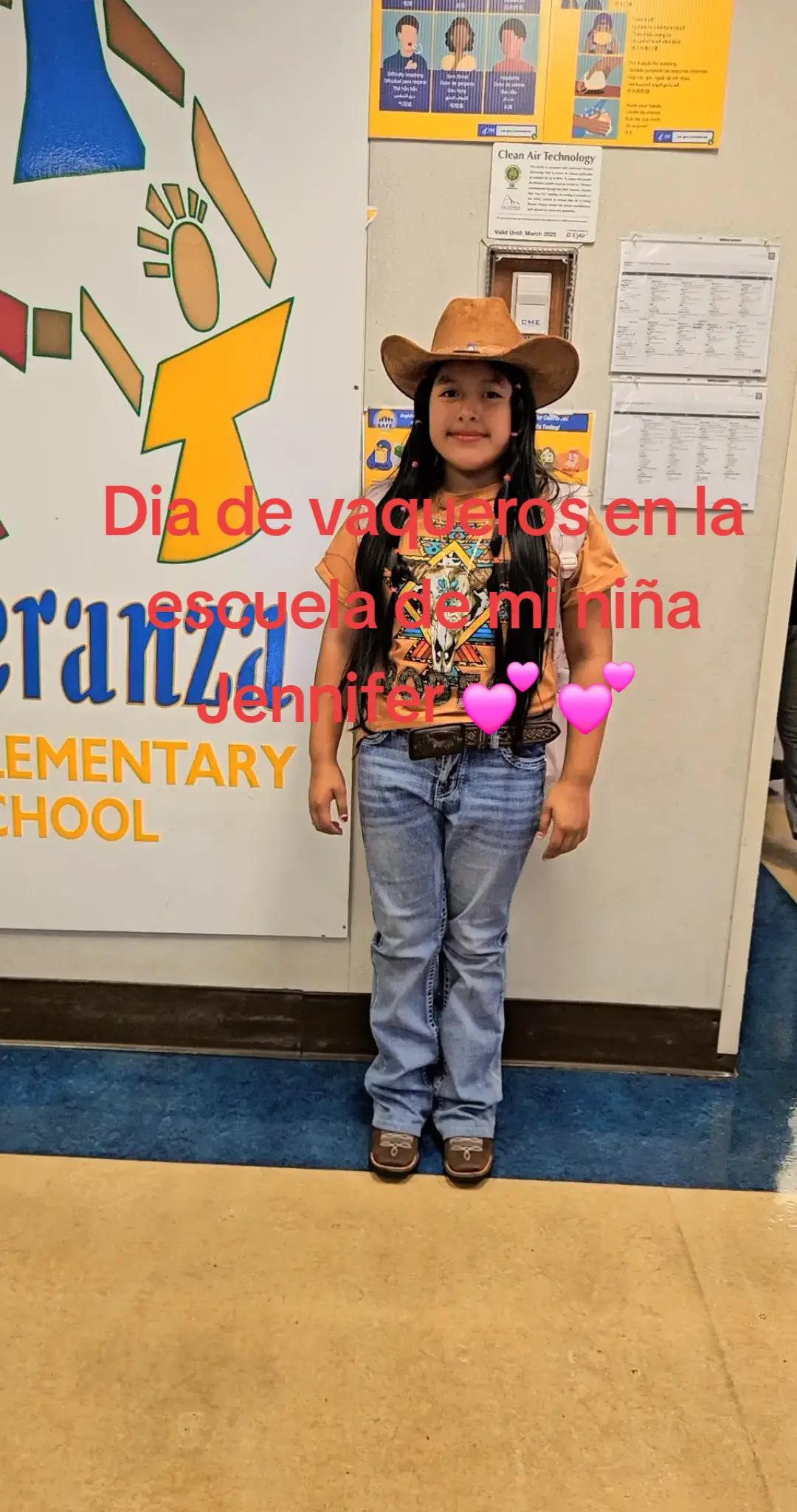 @Mari Tomas375