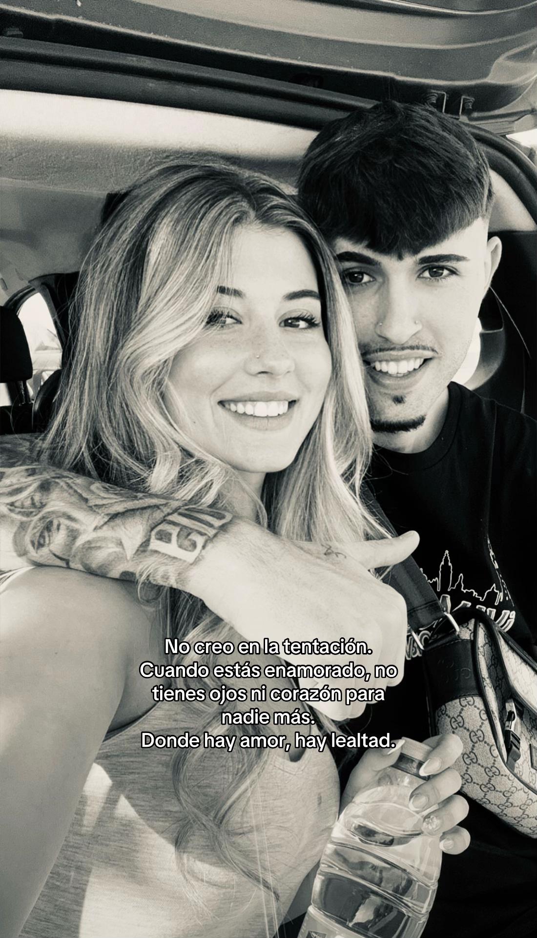 @claaudiahoyos