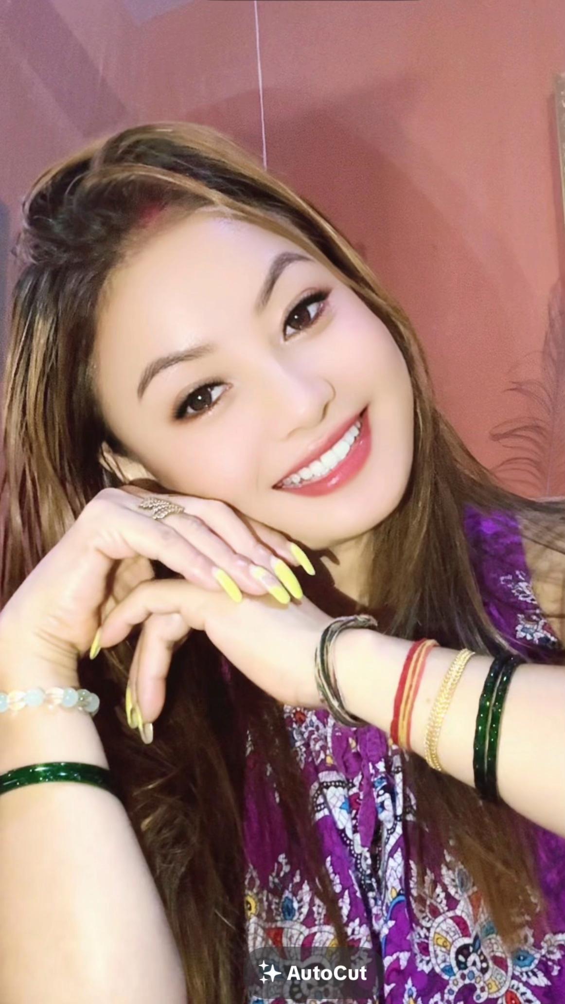 @🧿👑SHANKHUUमहारानी👑🧿